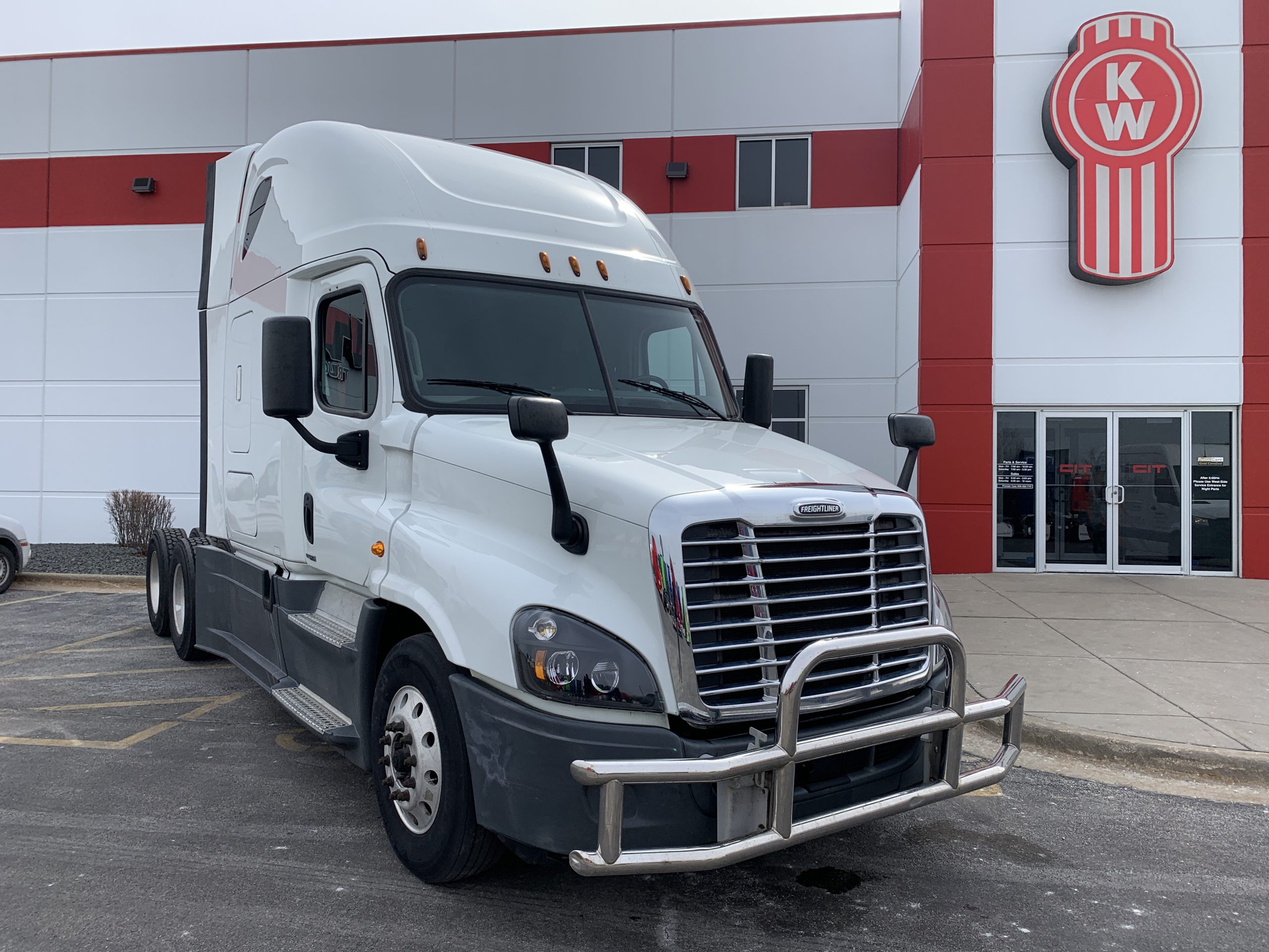 2016 FREIGHTLINER CASCADIA 125 - CIT Trucks