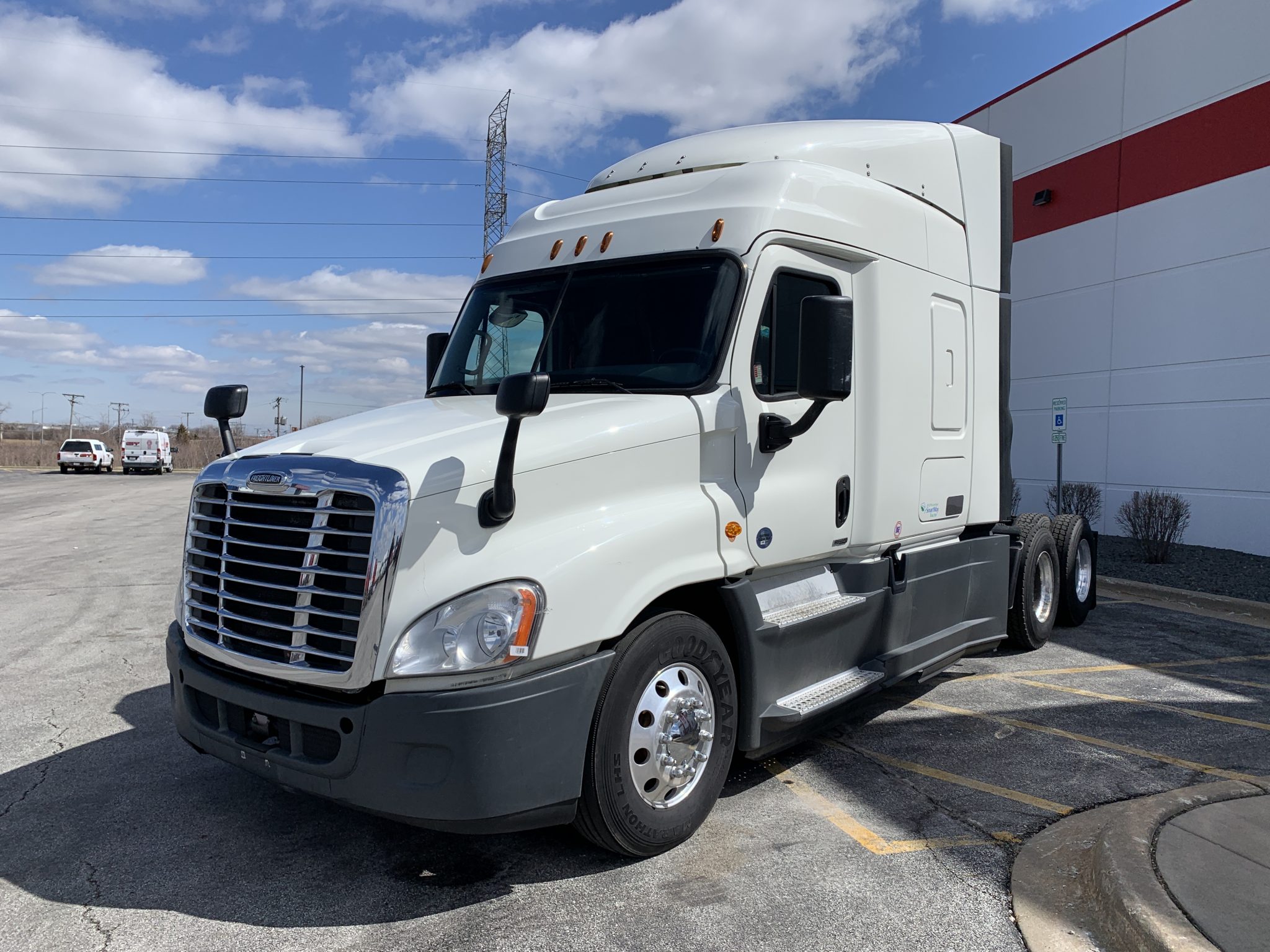 2015 FREIGHTLINER CASCADIA 125 - CIT Trucks