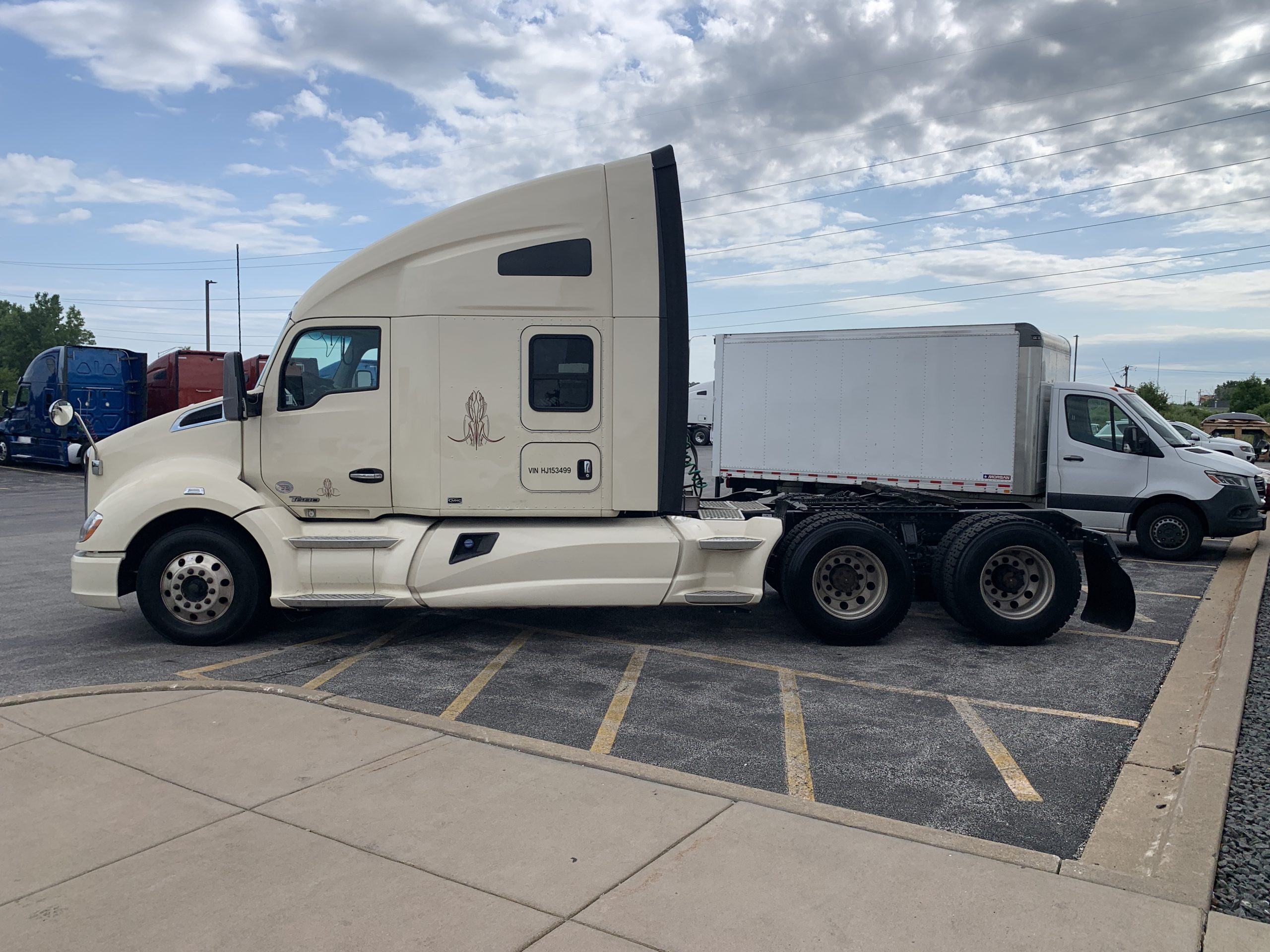 2017 kenworth t680 refrigerator