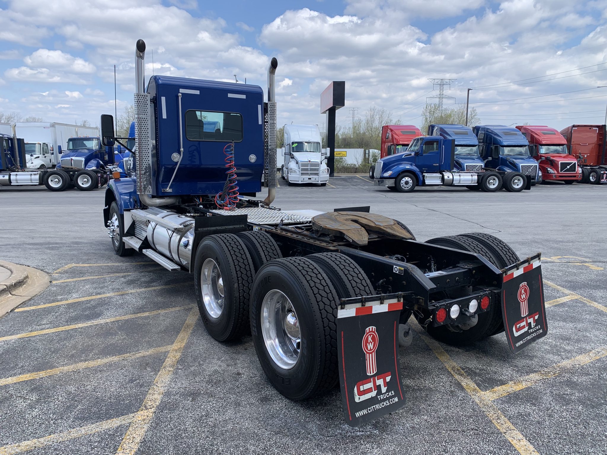 2021 KENWORTH T800 - CIT Trucks