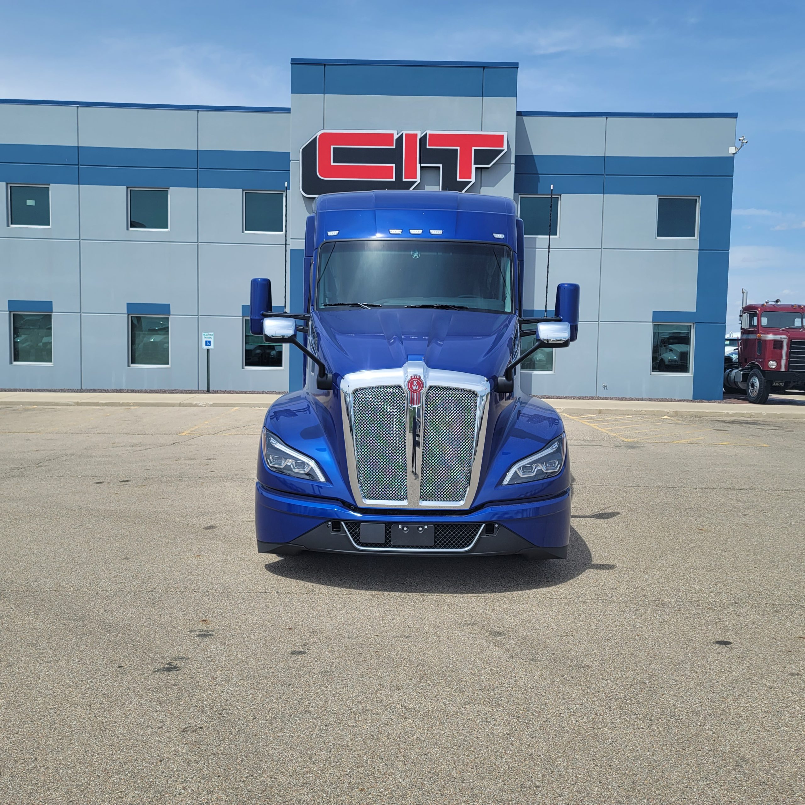 2024 KENWORTH T680 - CIT Trucks