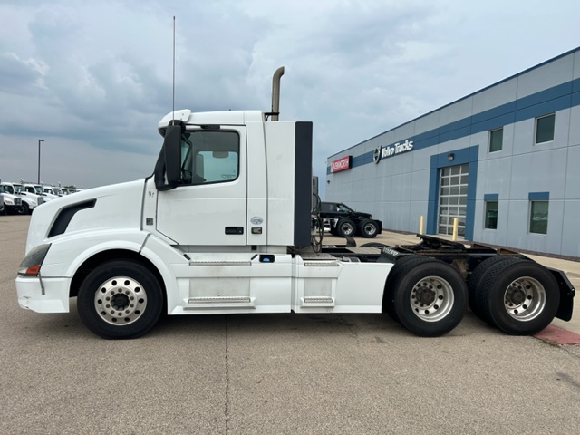 Volvo FMX 540 6×4 tractor Day cab '2013–20