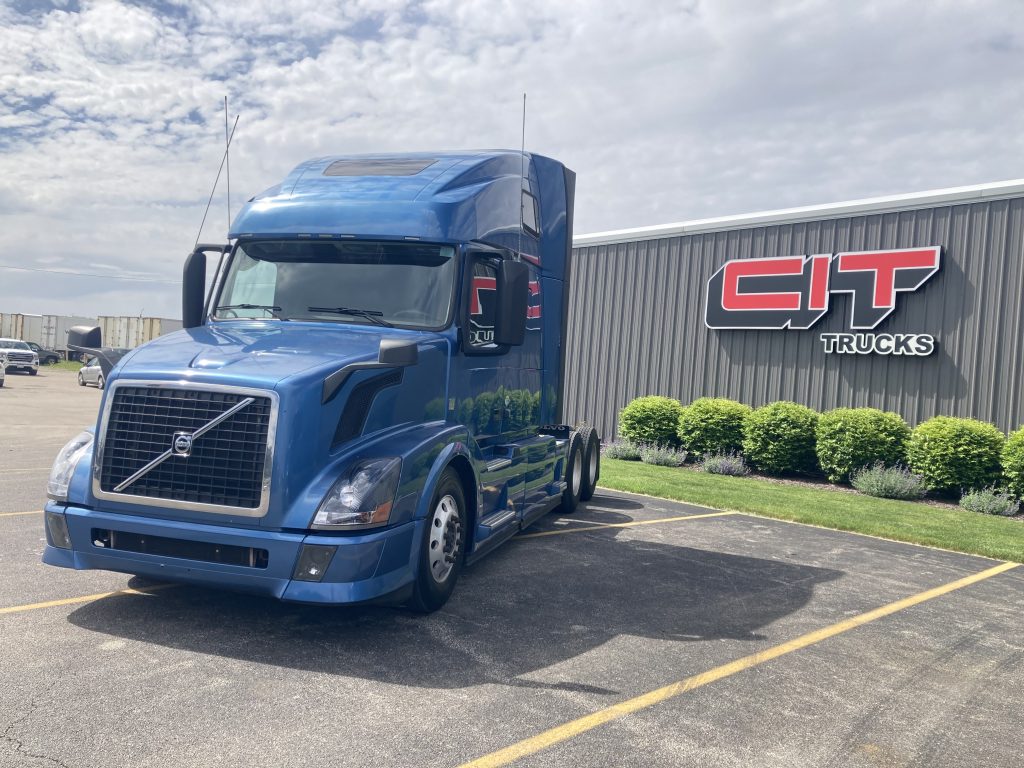 2014 VOLVO VNL670 - CIT Trucks