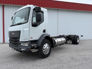 2025 Kenworth K270