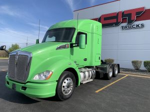 2018 Kenworth Sleeper CIT Trucks