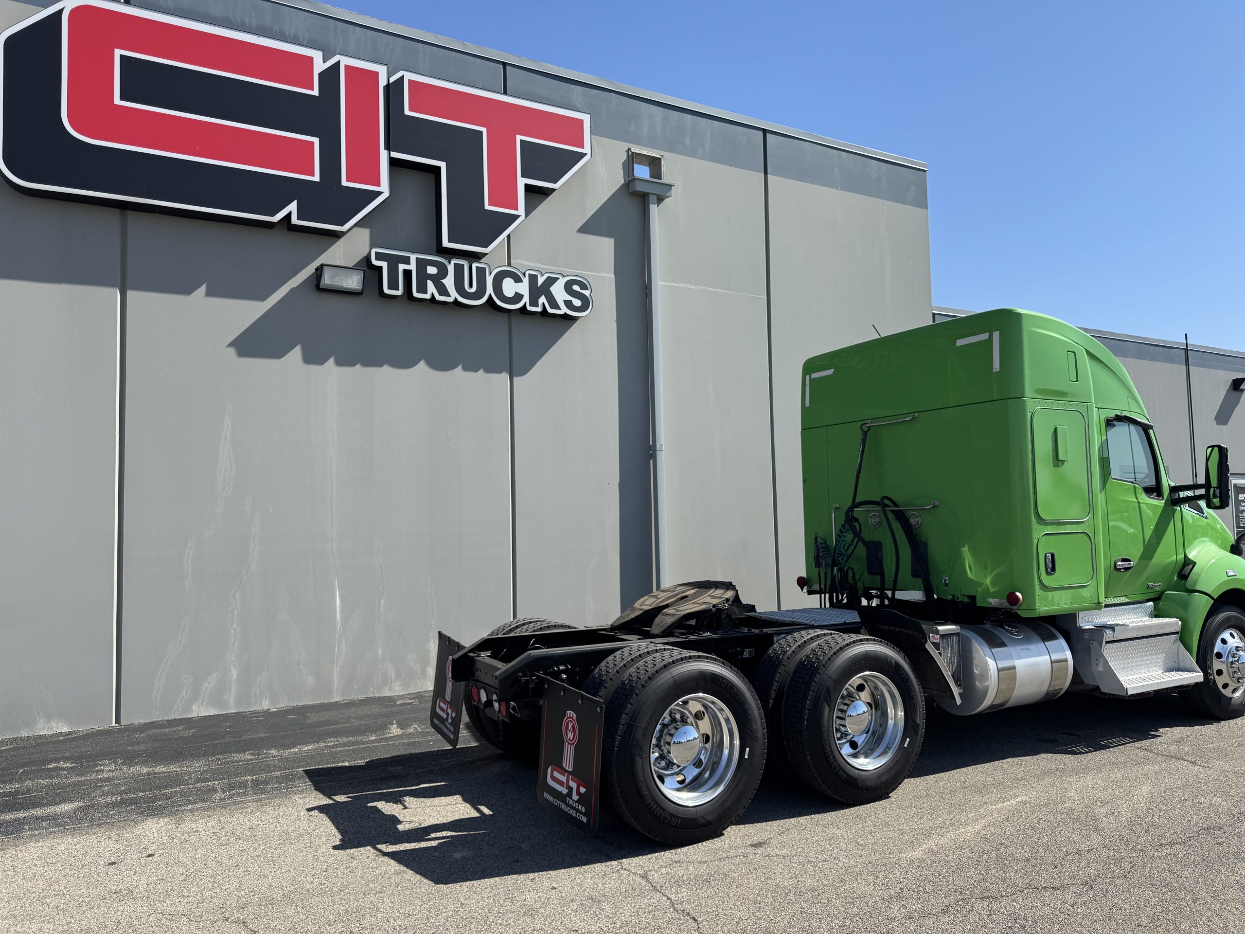 2018 KENWORTH T680 - image 6 of 6