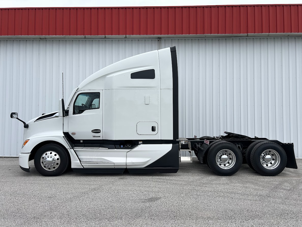 2025 KENWORTH T680 - image 6 of 6