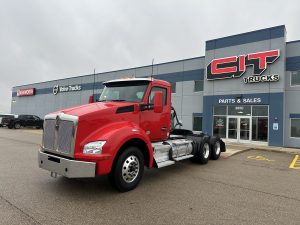 2024 Kenworth T880 - Day Cab