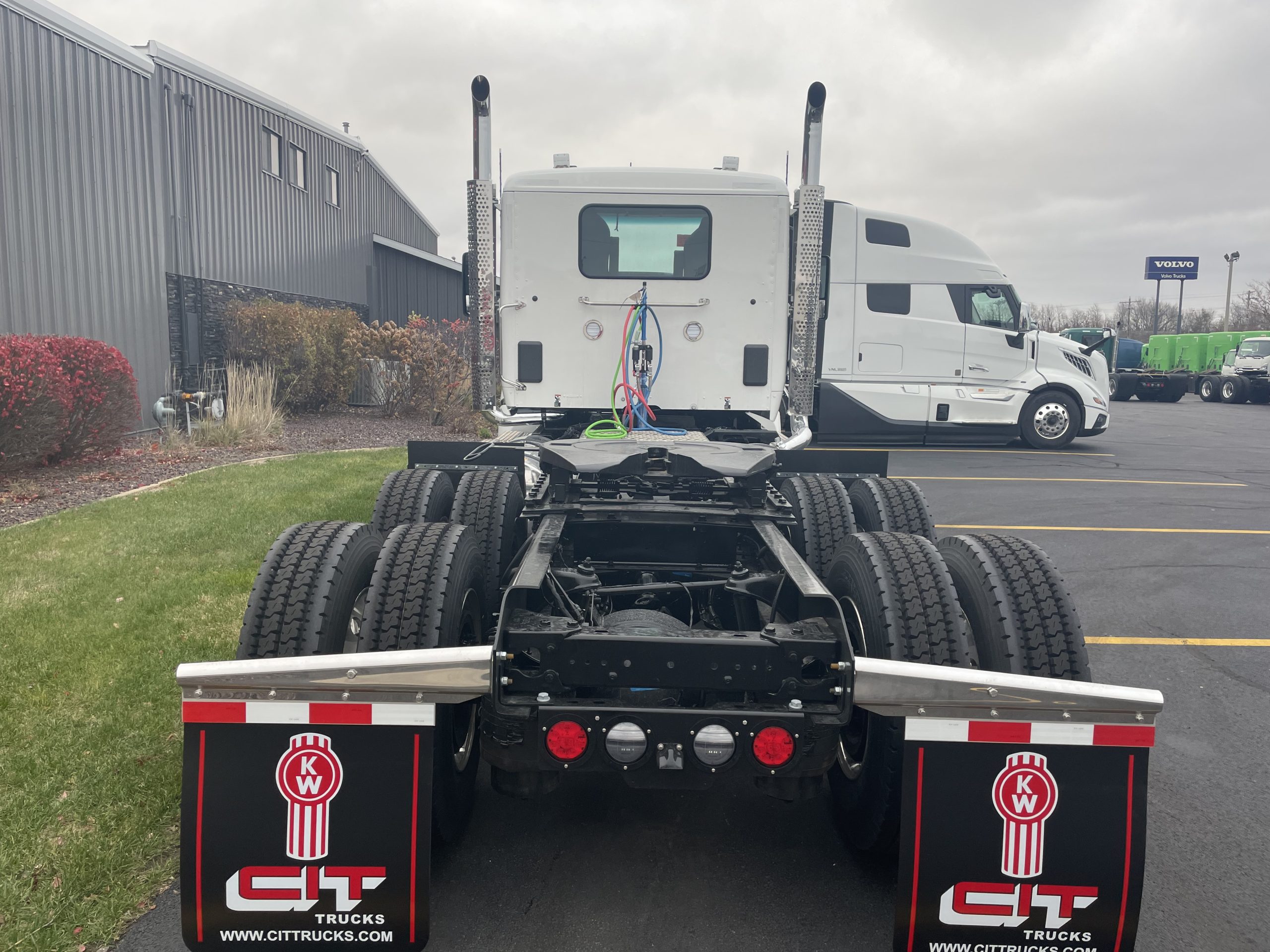 2025 KENWORTH T880 - image 6 of 6