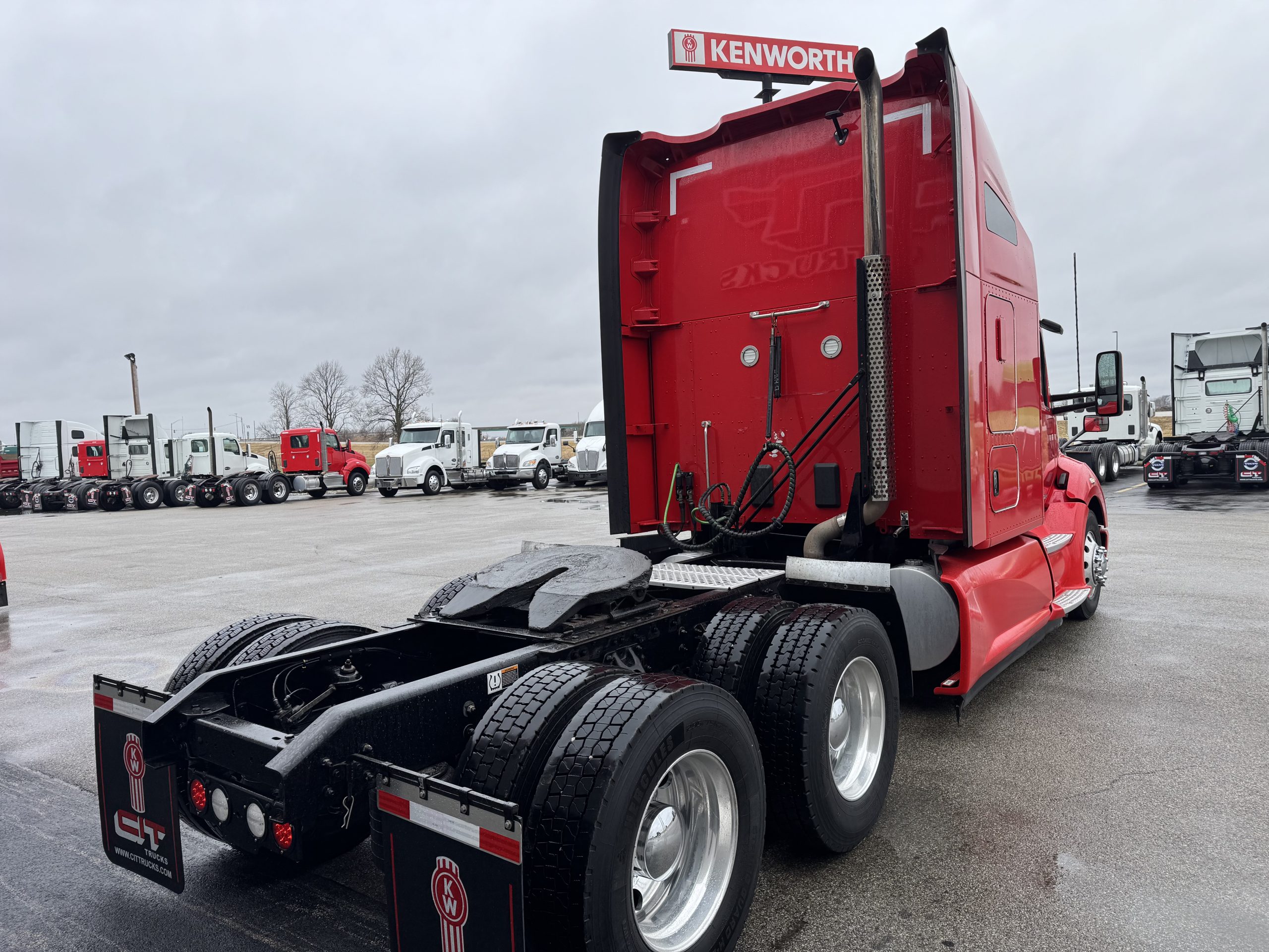 2021 KENWORTH T680 - image 4 of 6