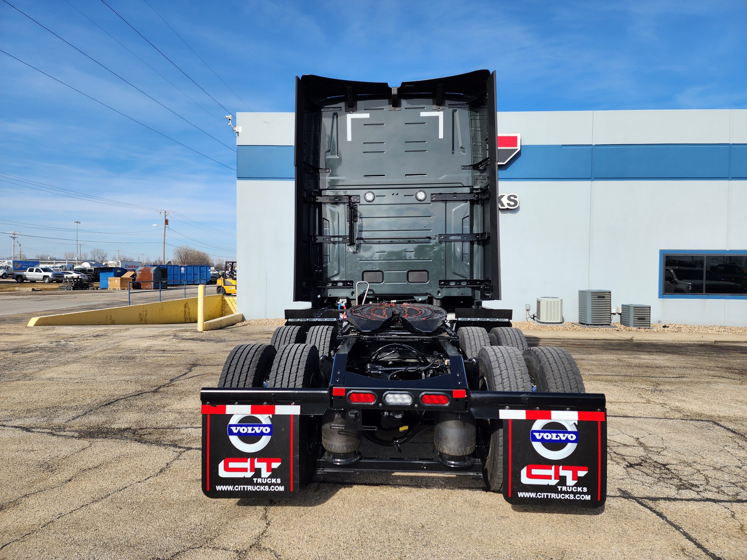 2026 VOLVO VNL860 - image 6 of 6