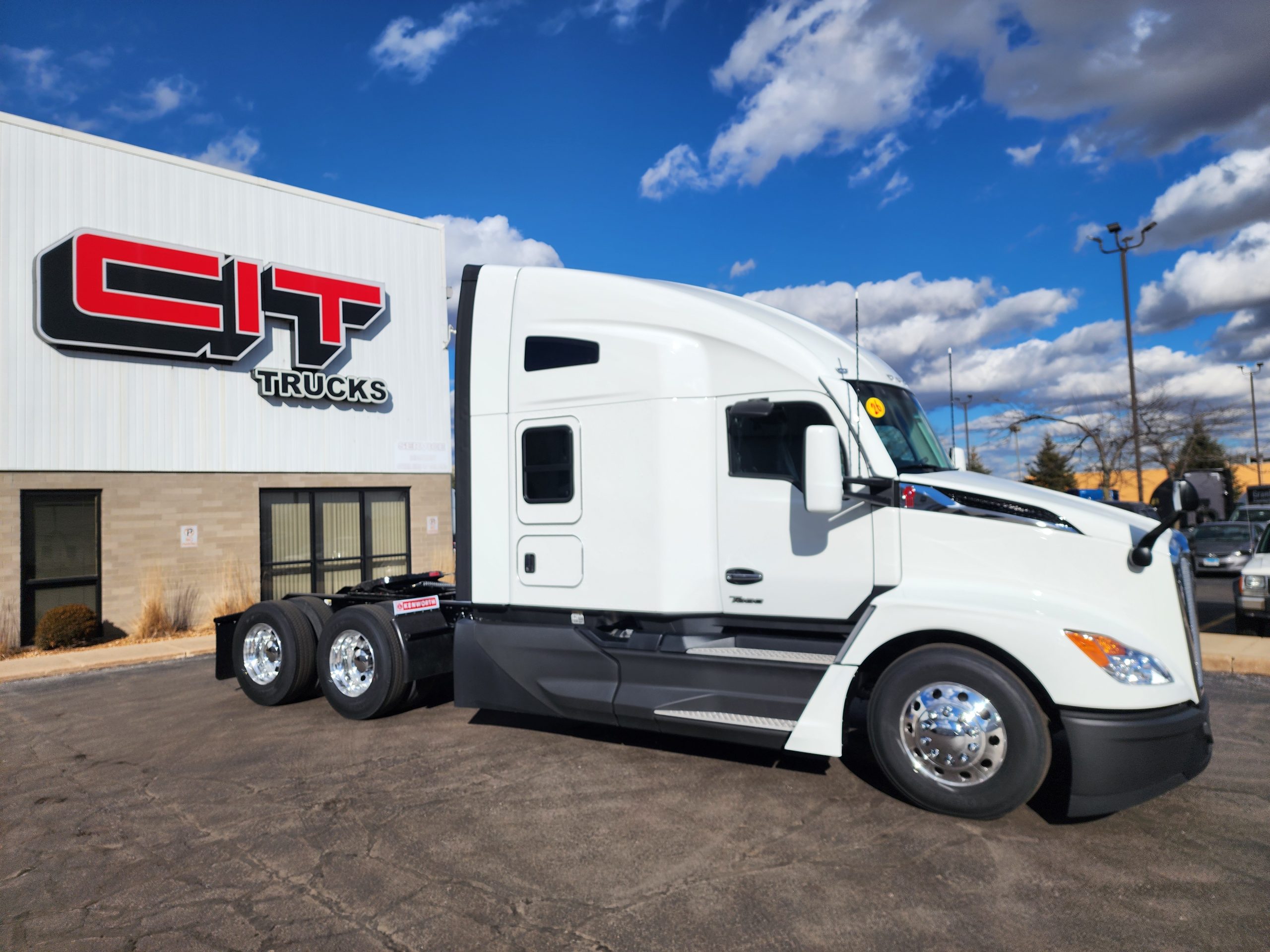 2026 KENWORTH T680 - image 6 of 6