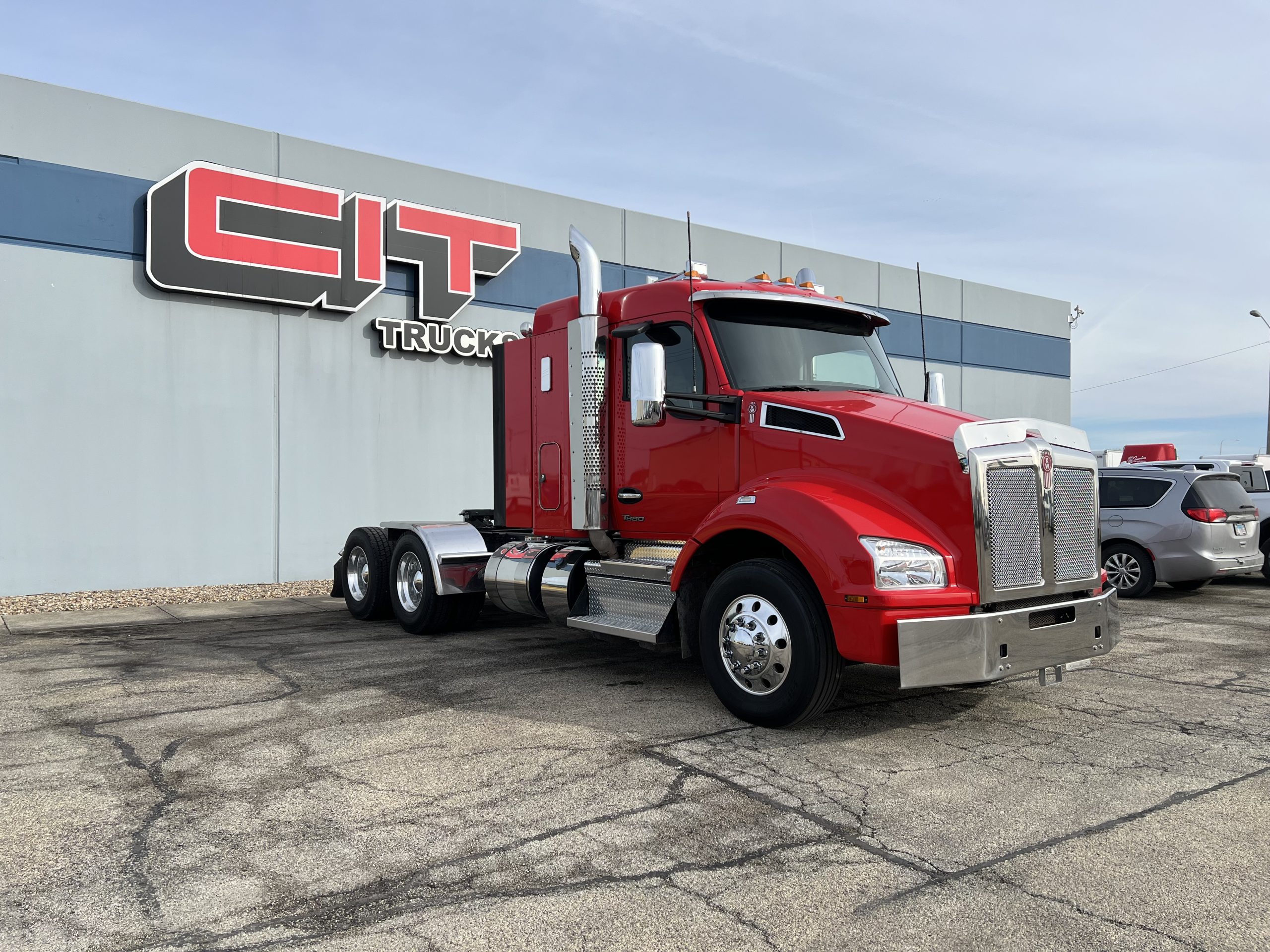 2022 KENWORTH T880 - image 3 of 6