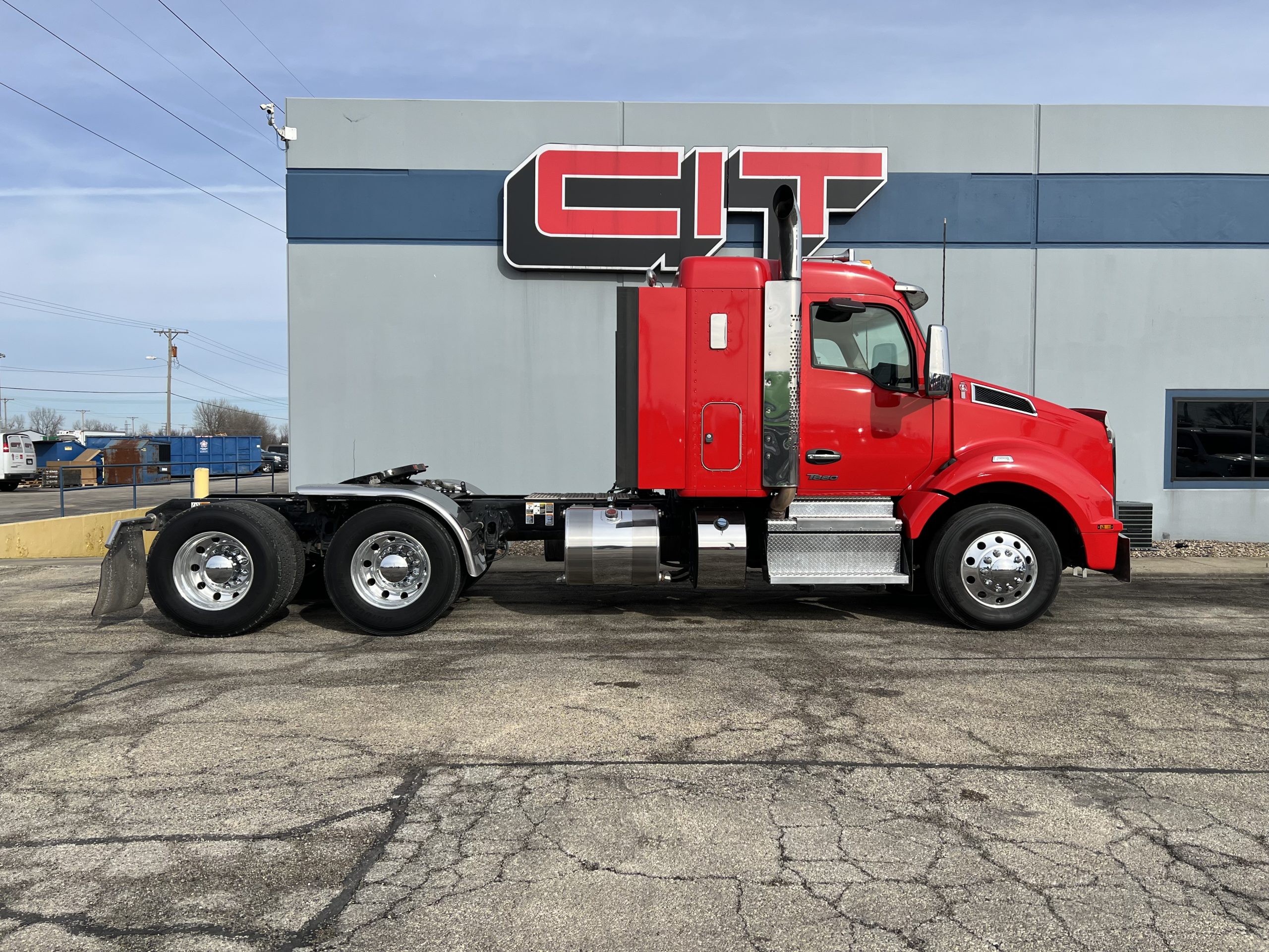 2022 KENWORTH T880 - image 4 of 6