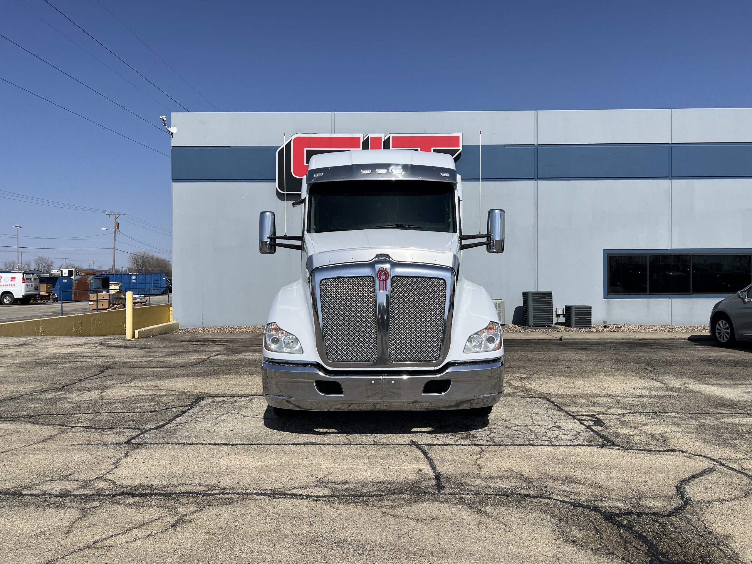 2021 KENWORTH T680 - image 5 of 6