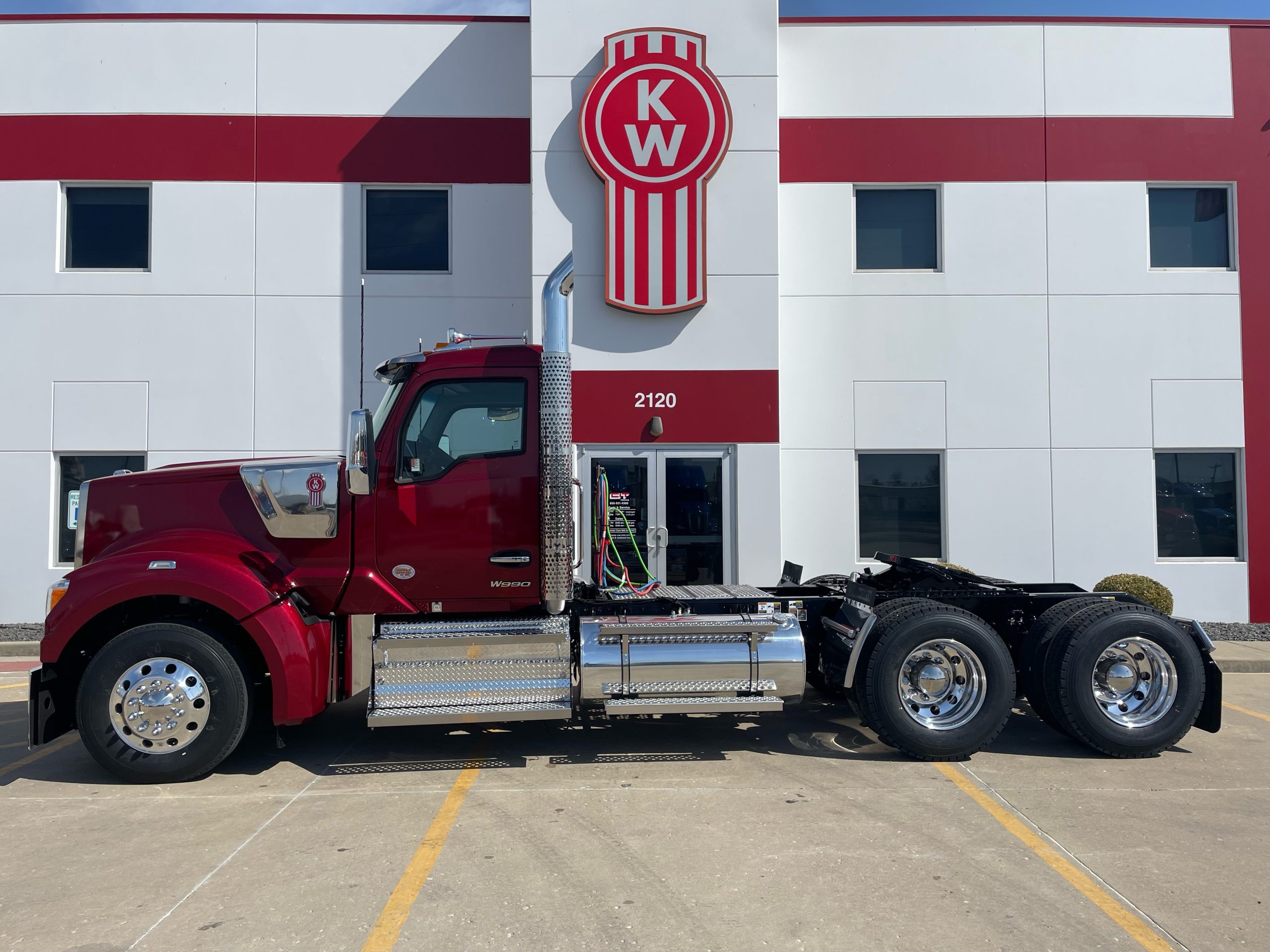 2026 KENWORTH W990 - image 4 of 6