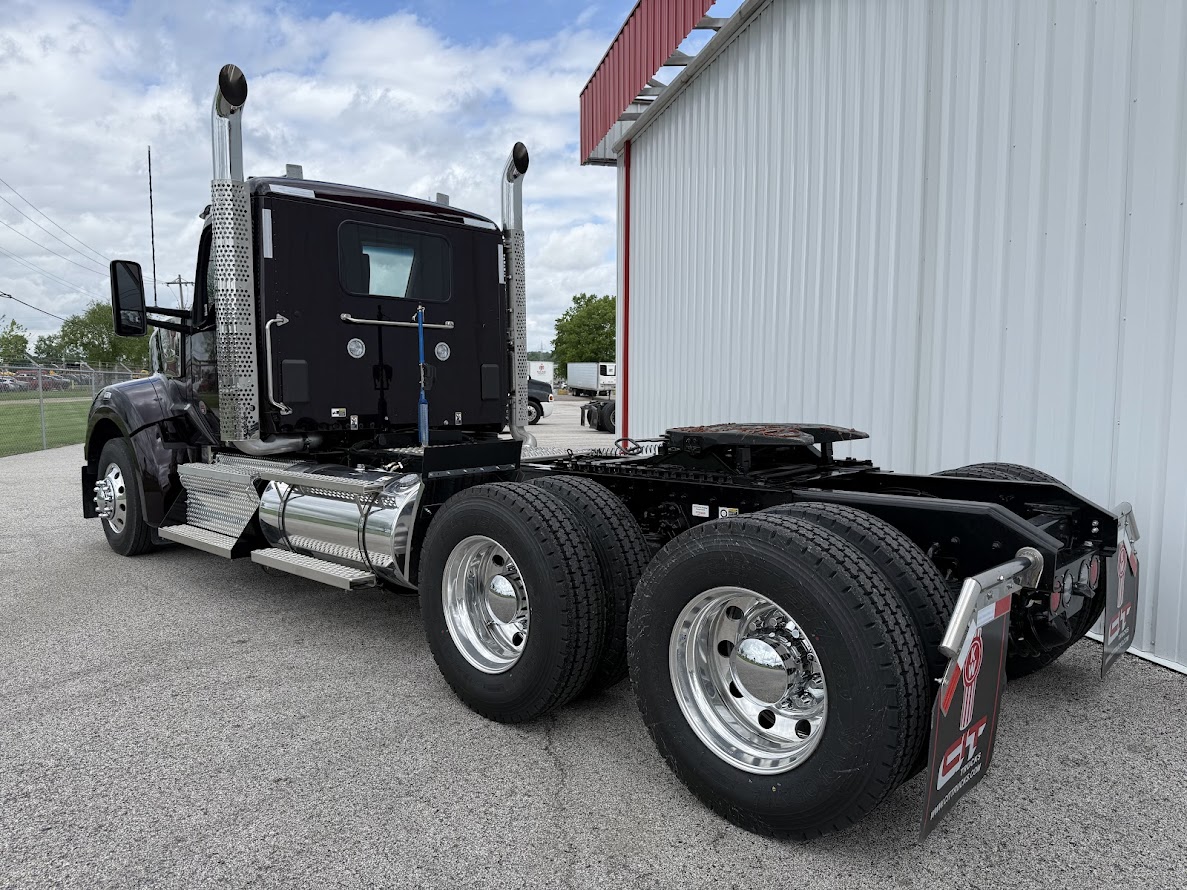 2026 KENWORTH W990 - image 5 of 6