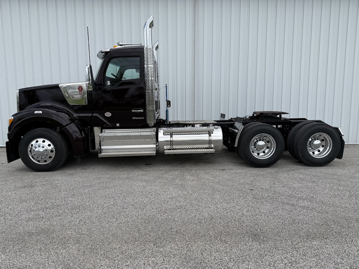 2026 KENWORTH W990 - image 6 of 6