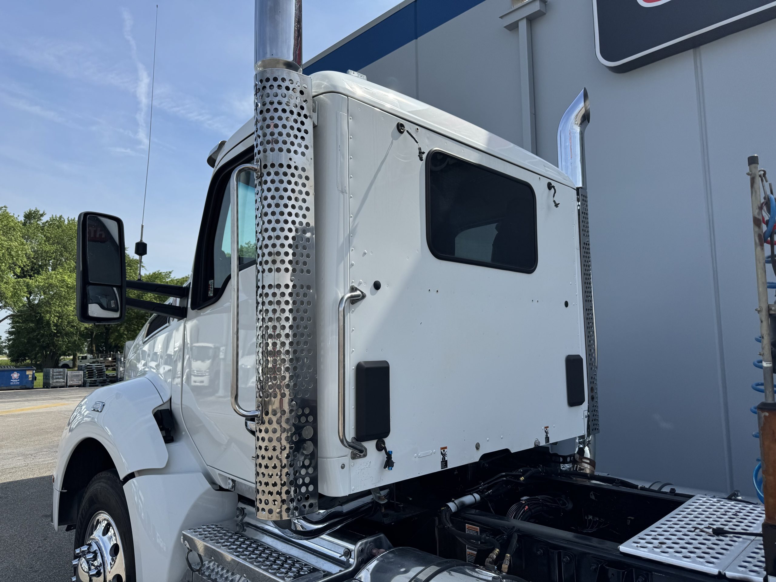 2023 KENWORTH T880 - CIT Trucks