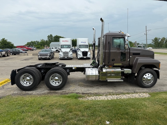 2026 MACK PINNACLE 2026 MACK PINNACLE - image 5 of 6