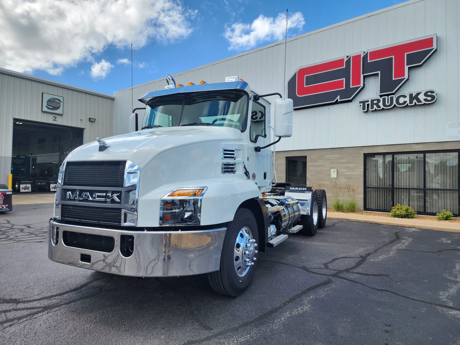 2026 MACK PINNACLE - CIT Trucks