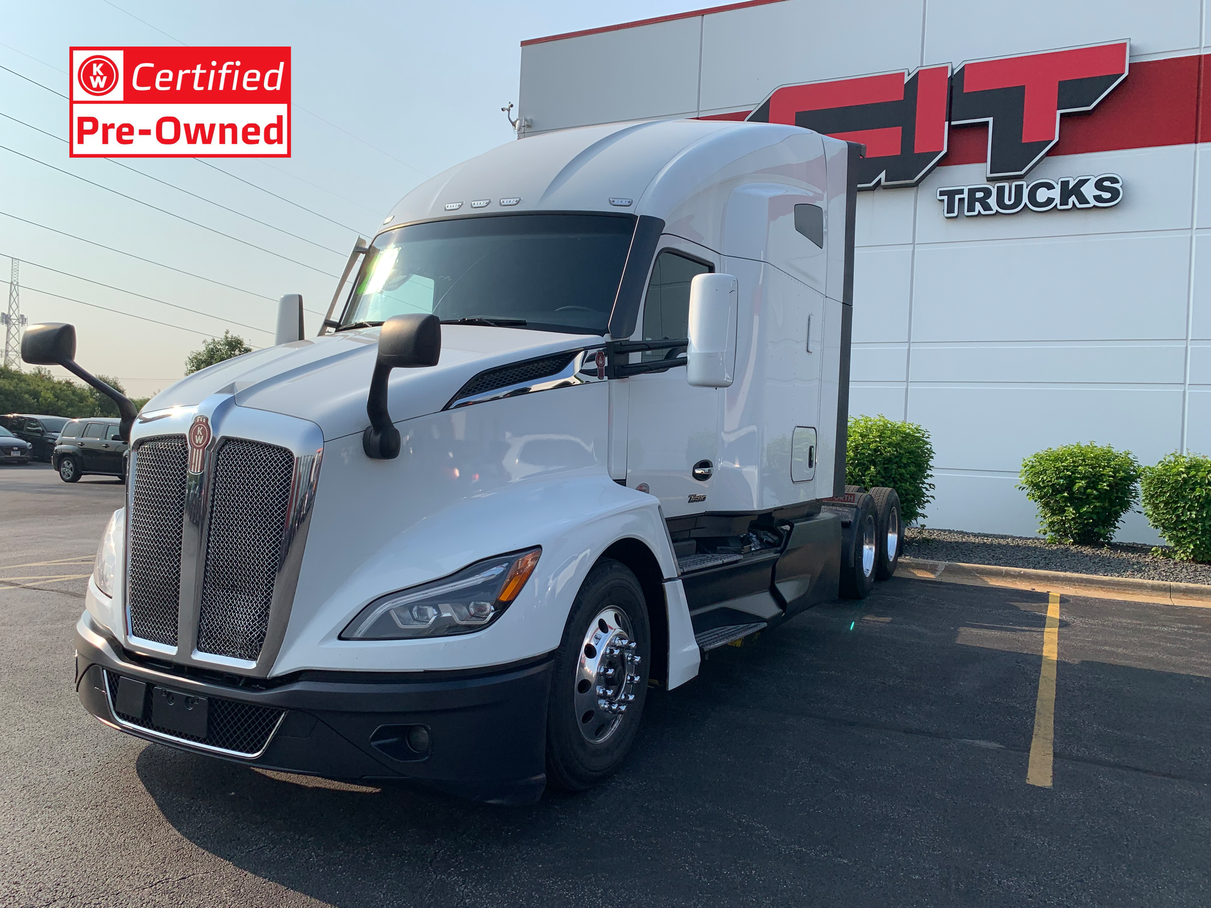 2023 KENWORTH T680 - image 1 of 6