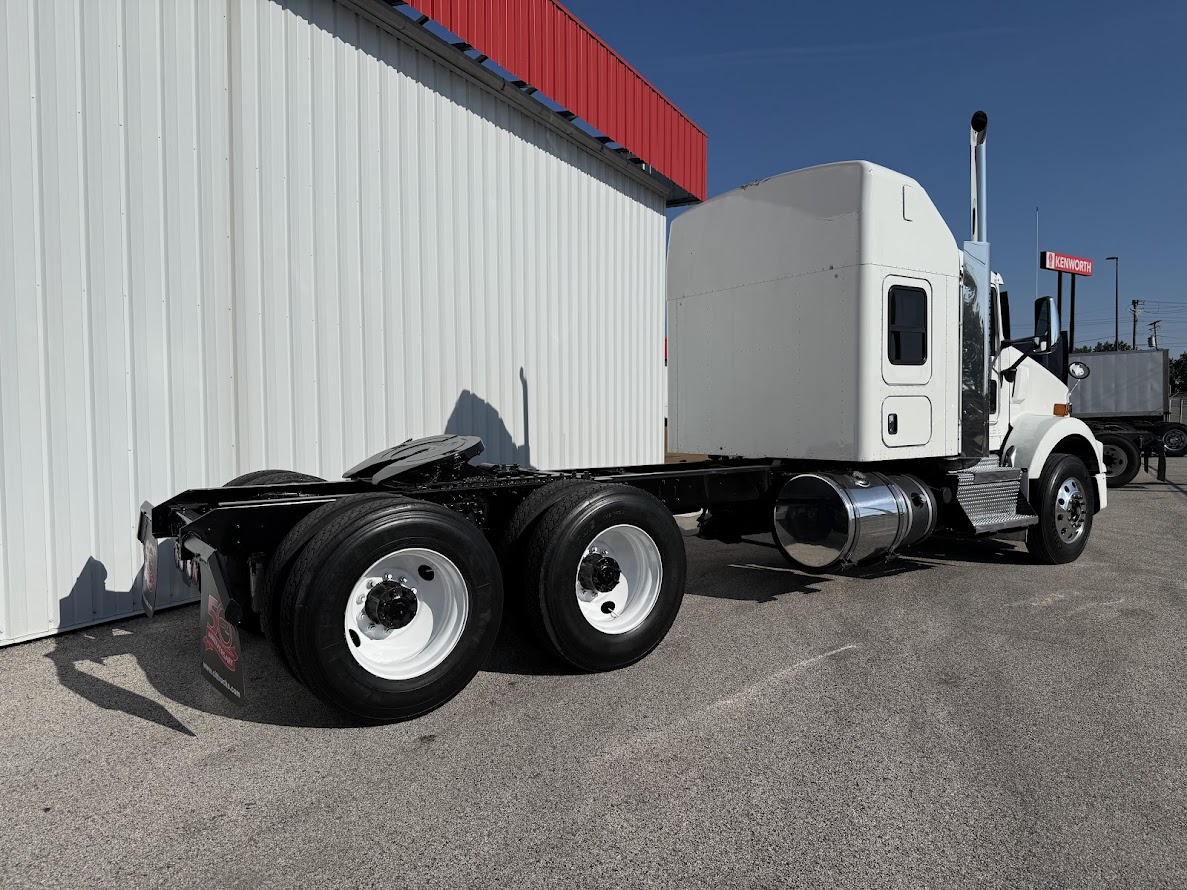 2019 KENWORTH T800 - image 3 of 6