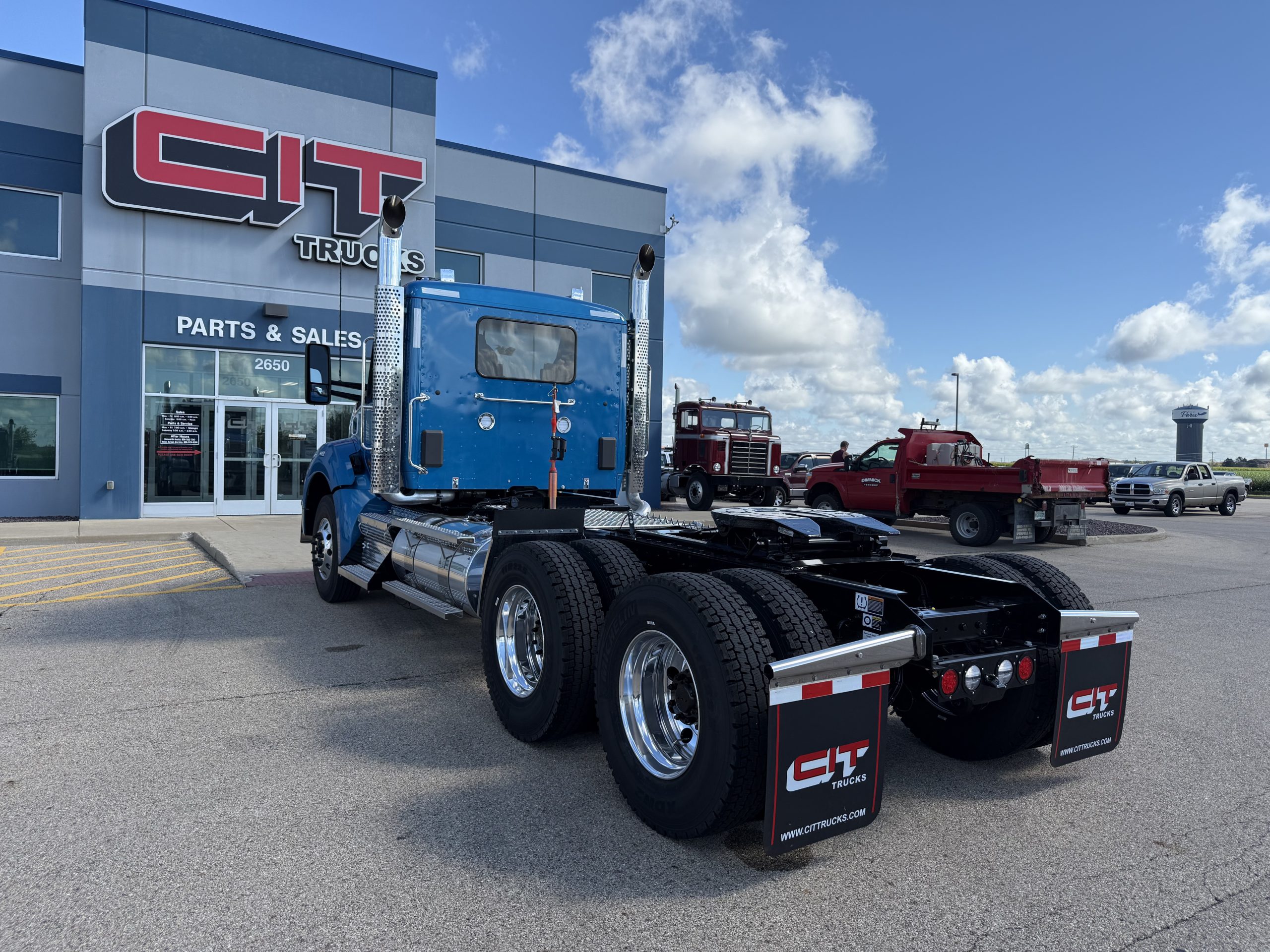 2026 KENWORTH T880 - image 6 of 6