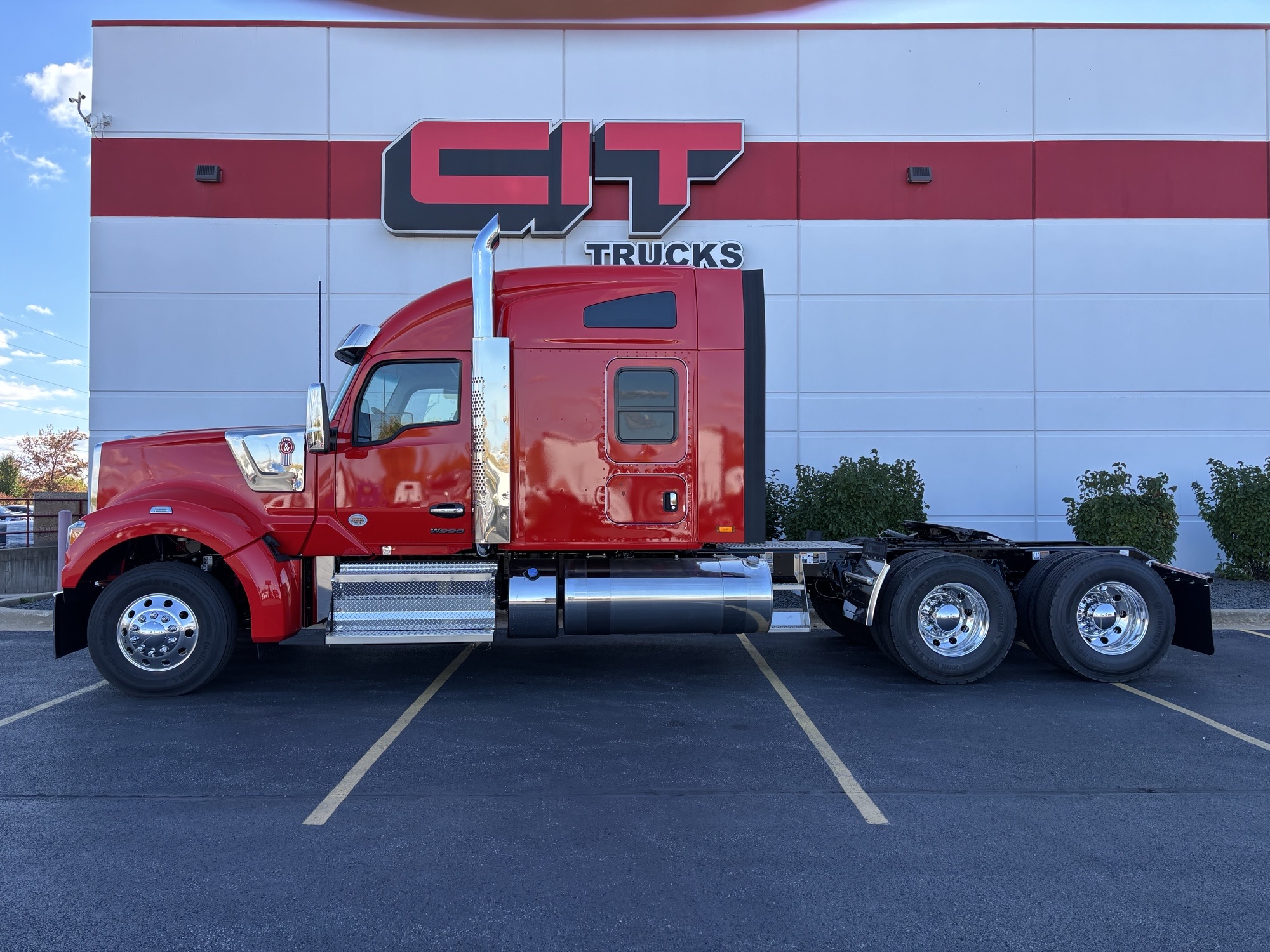 2026 KENWORTH W990 - image 2 of 6