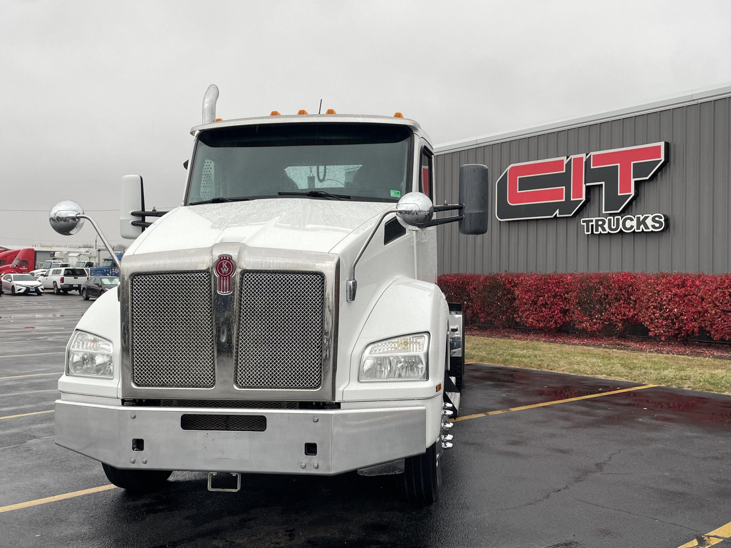 2020 KENWORTH T880 - image 1 of 6