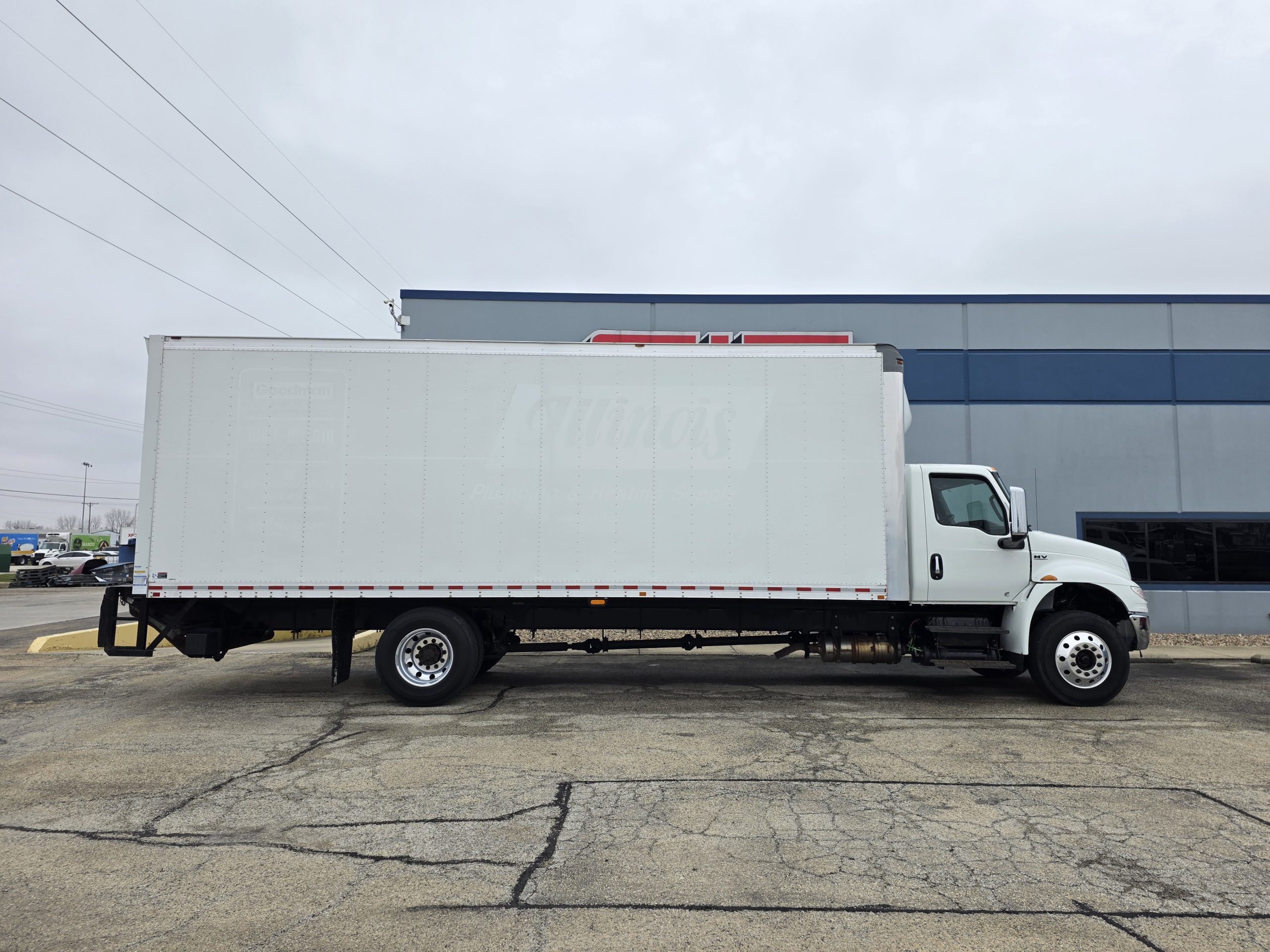 2020 INTERNATIONAL MV607 - image 4 of 6