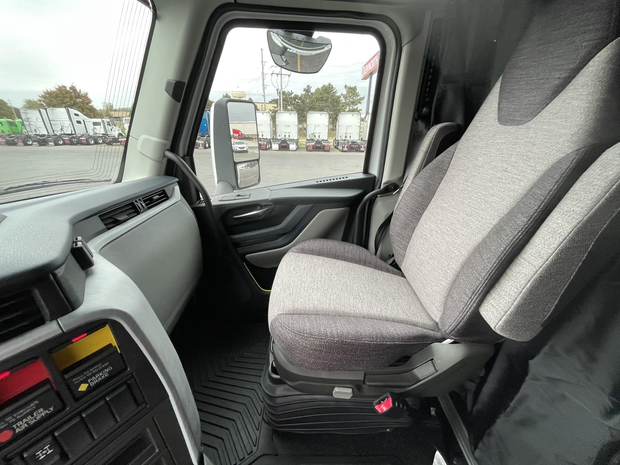 2026 VOLVO VNL64T860 10017173135 2026 VOLVO VNL64T860 10017173135