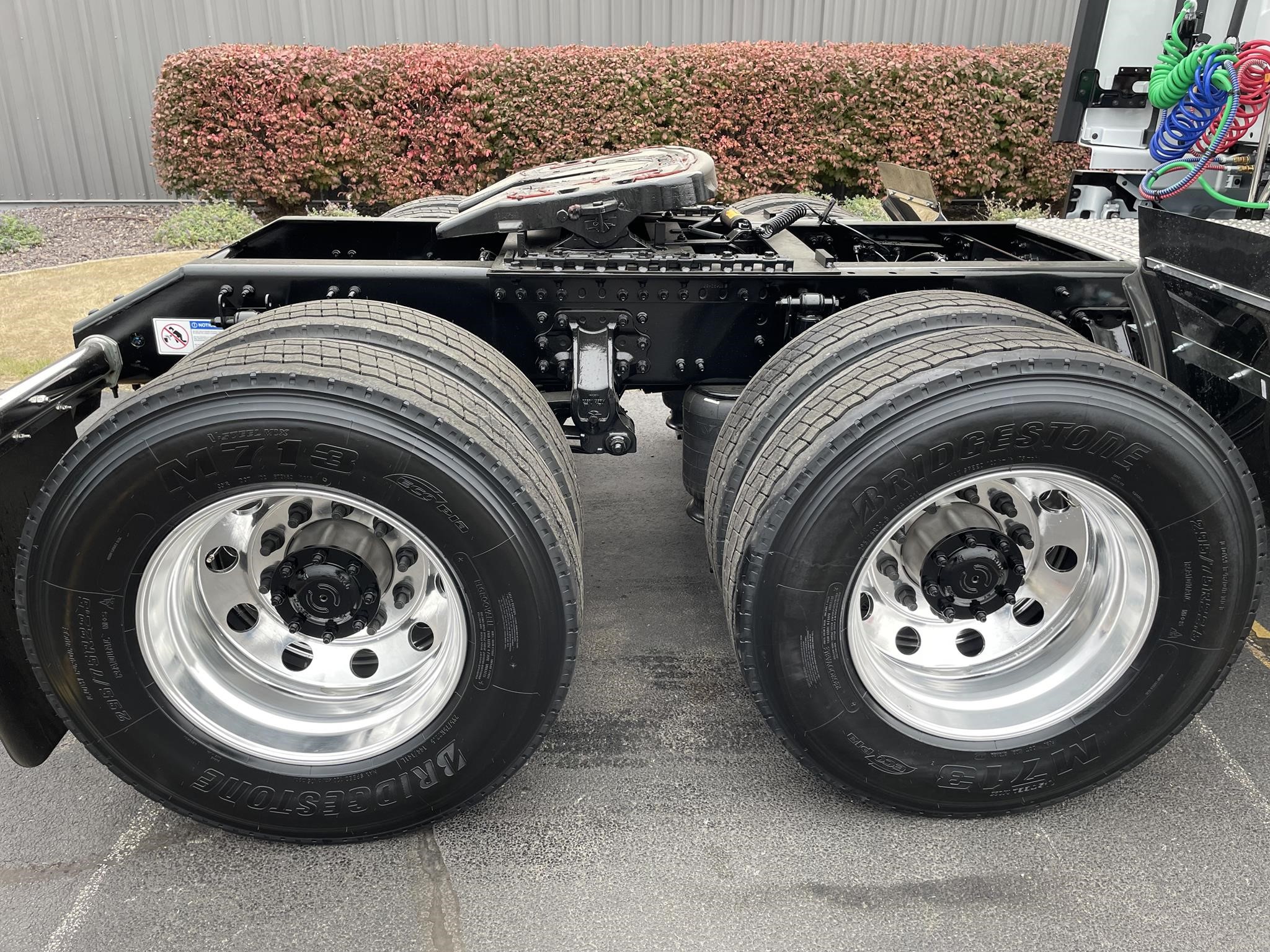 2026 VOLVO VNL64T860 10017173245 2026 VOLVO VNL64T860 10017173245