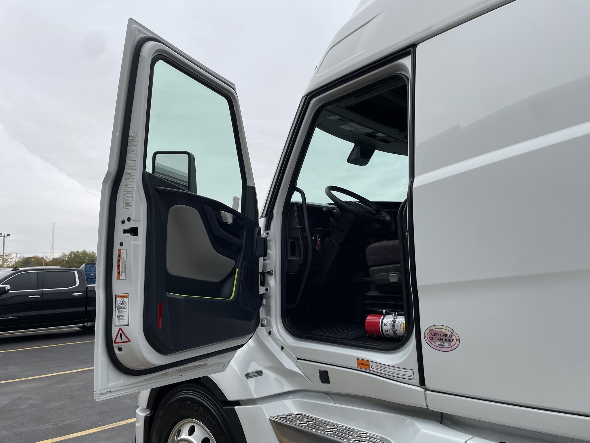 2026 VOLVO VNL64T860 10017173291 2026 VOLVO VNL64T860 10017173291