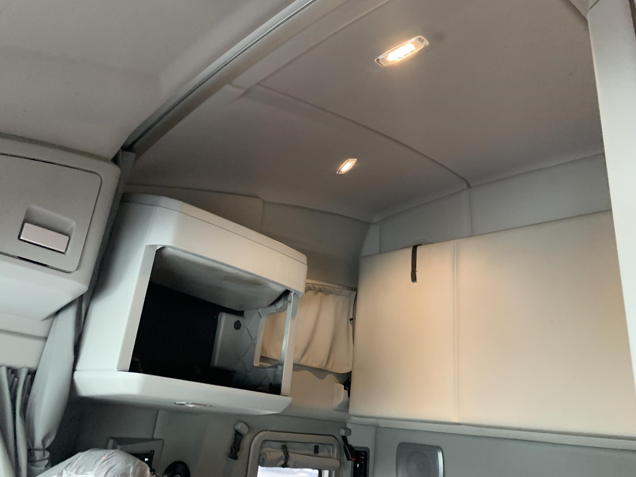 2020 KENWORTH T680 10026992451 2020 KENWORTH T680 10026992451