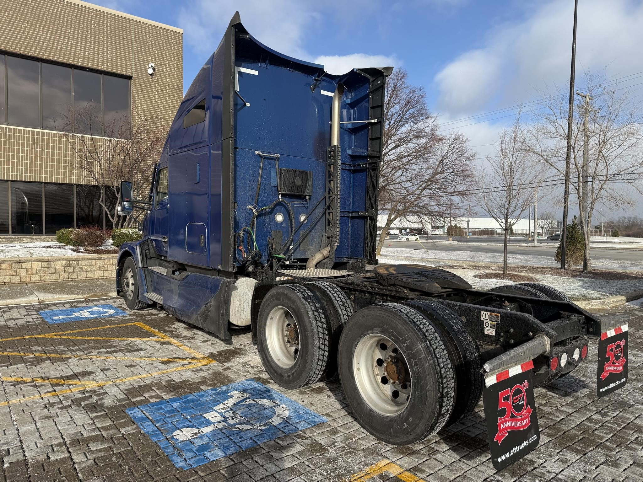 2023 KENWORTH T680 10027612832 2023 KENWORTH T680 10027612832