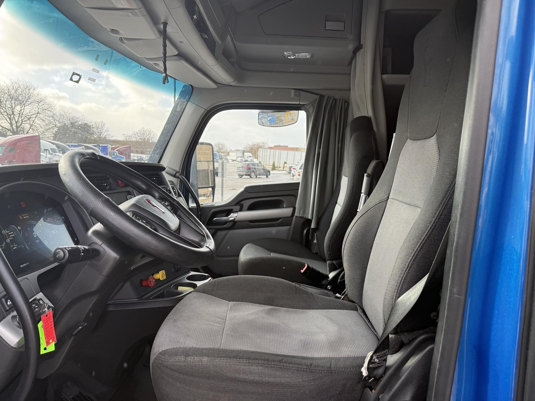 2023 KENWORTH T680 10027613131 2023 KENWORTH T680 10027613131