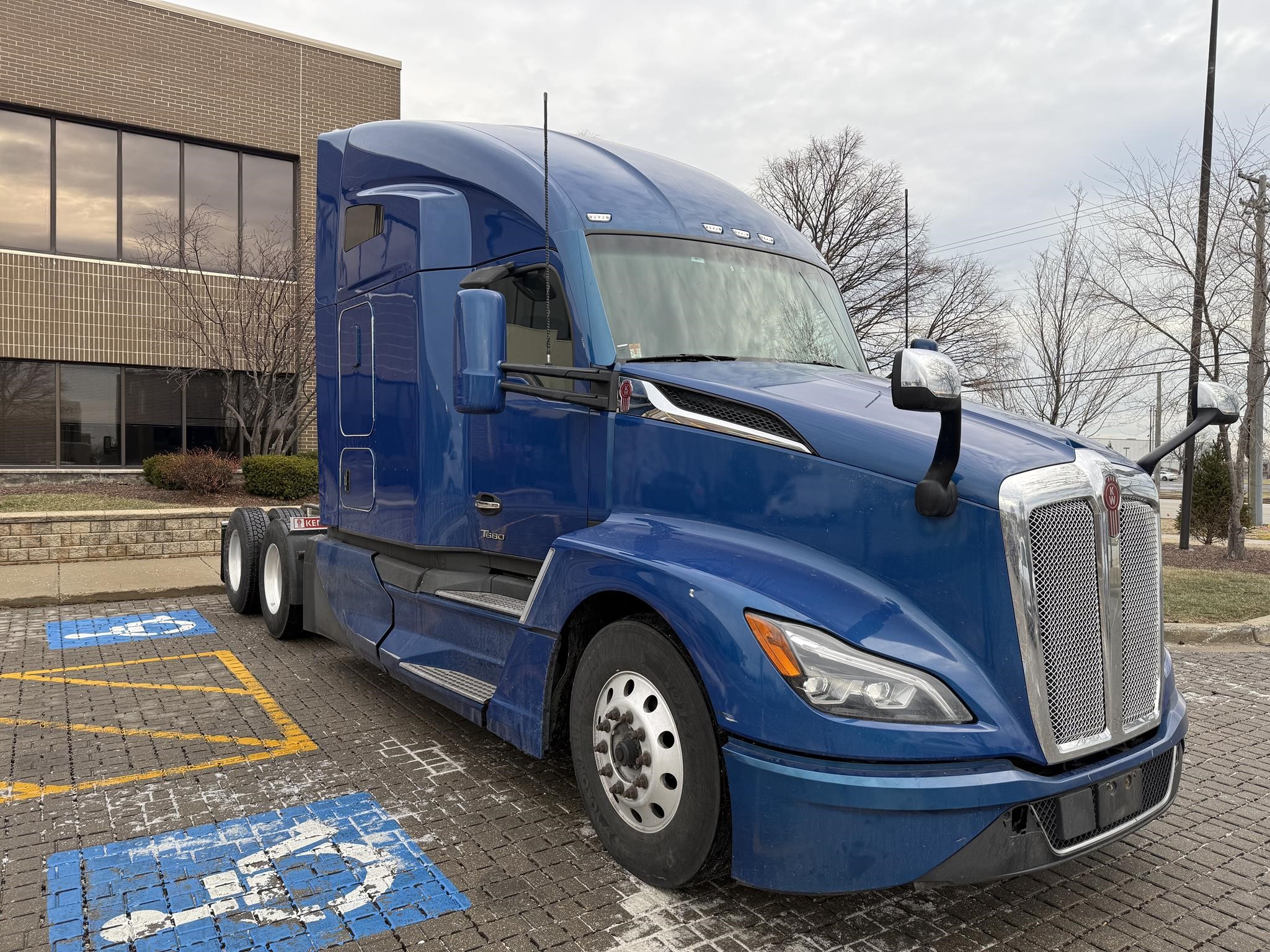 2023 KENWORTH T680 10028732454 2023 KENWORTH T680 10028732454