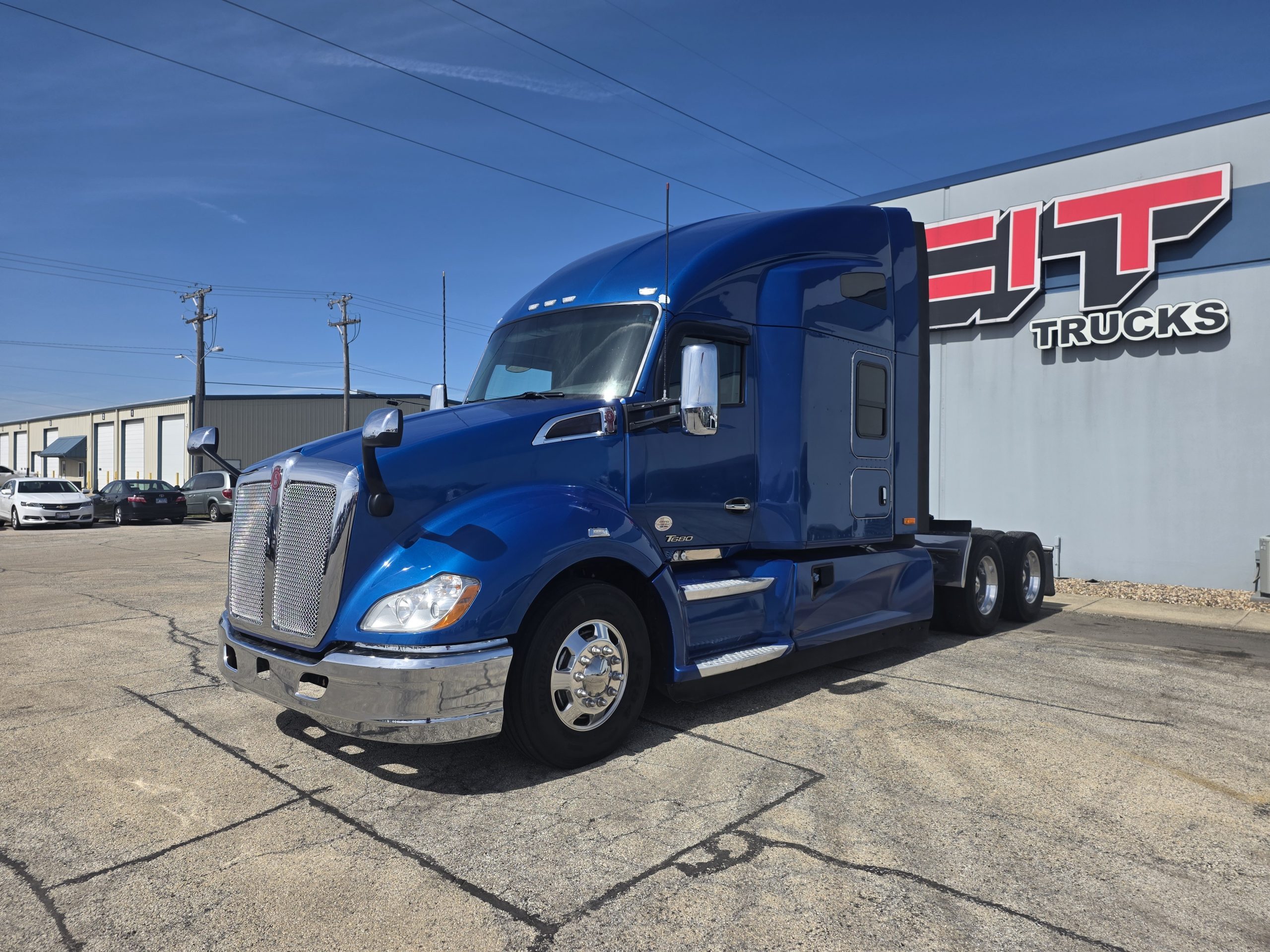 2019 KENWORTH T680 2019 KENWORTH T680 - image 1 of 6