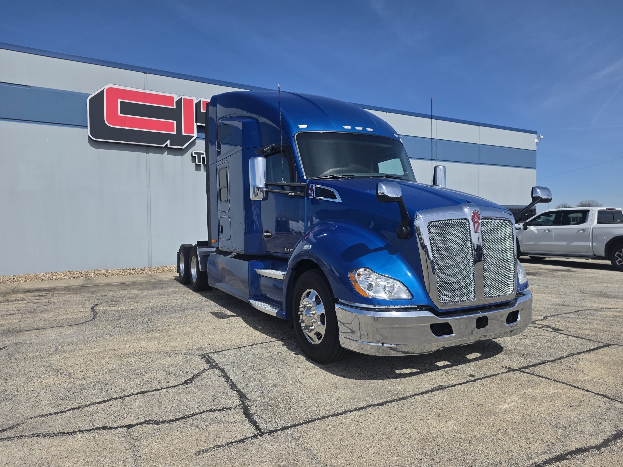 2019 KENWORTH T680 2019 KENWORTH T680 - image 3 of 6