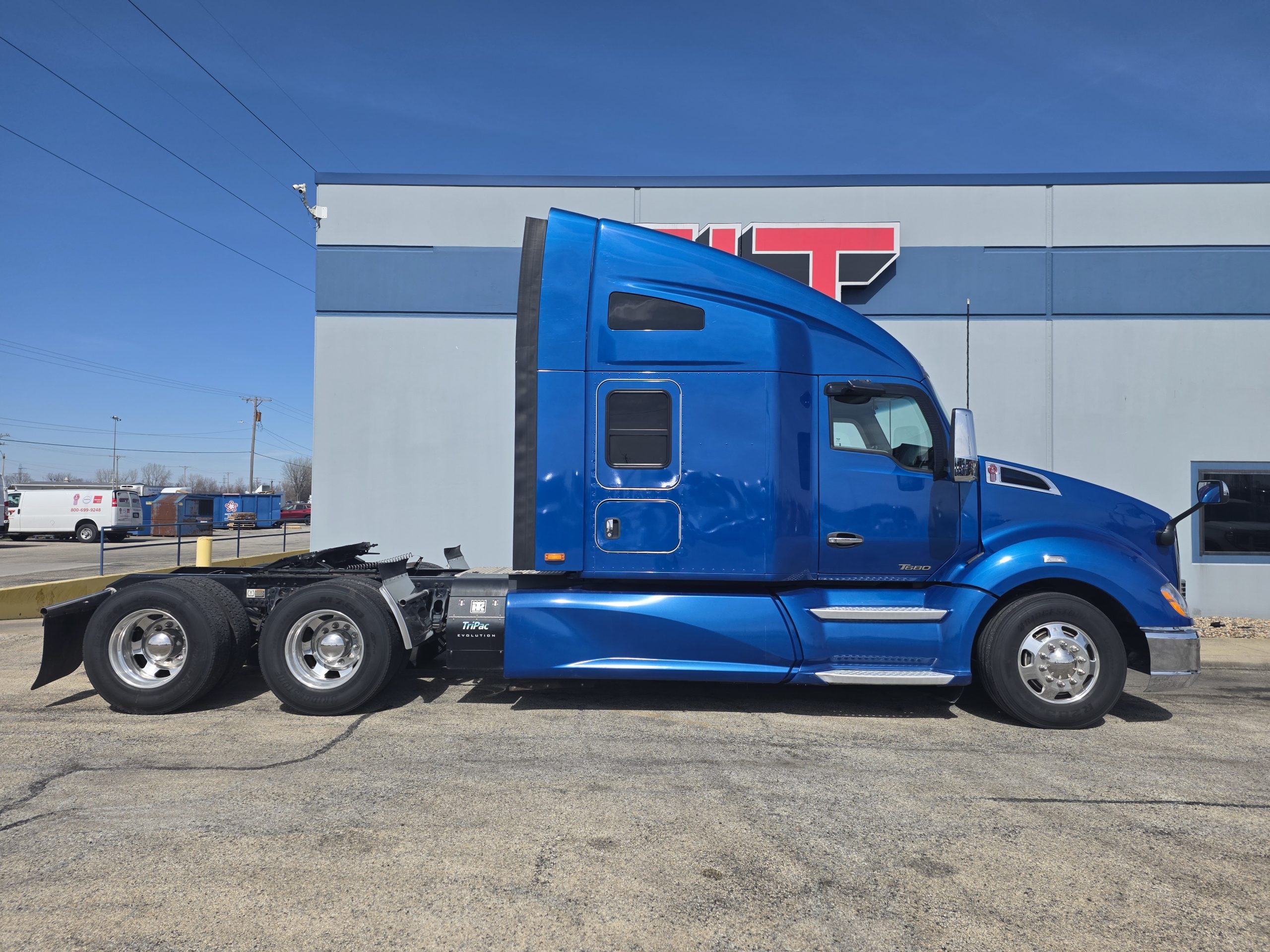 2019 KENWORTH T680 2019 KENWORTH T680 - image 4 of 6