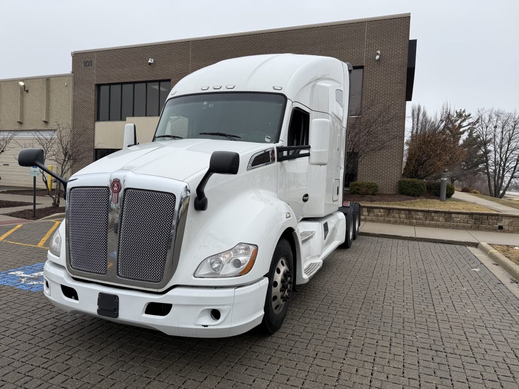 2022 KENWORTH T680 - CIT Trucks