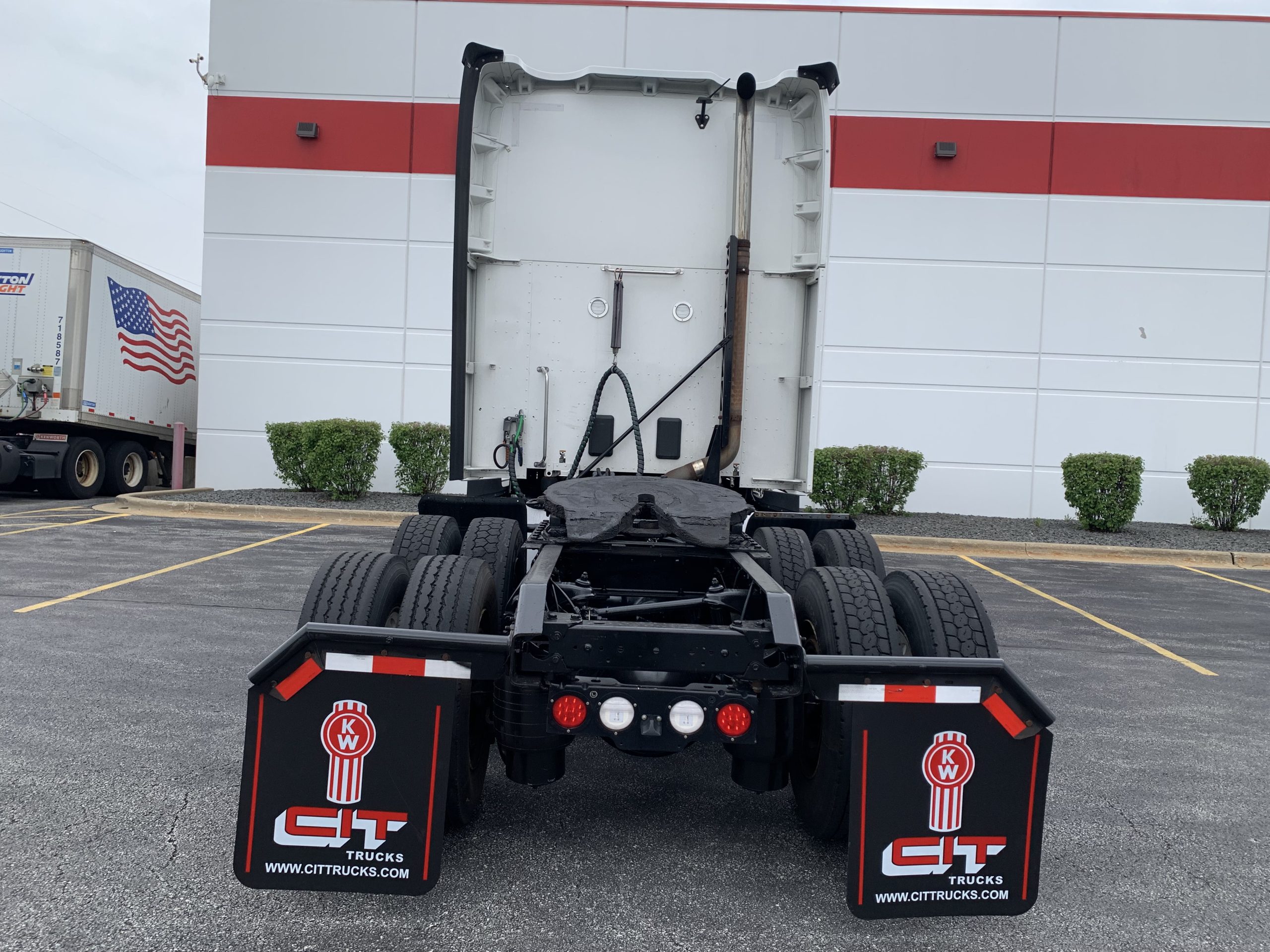 2022 KENWORTH T680 - image 6 of 6