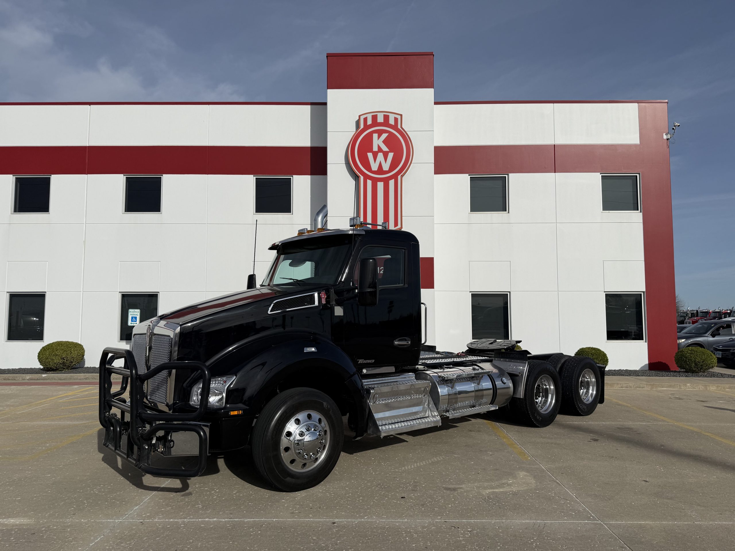 2020 KENWORTH T880 - image 1 of 6
