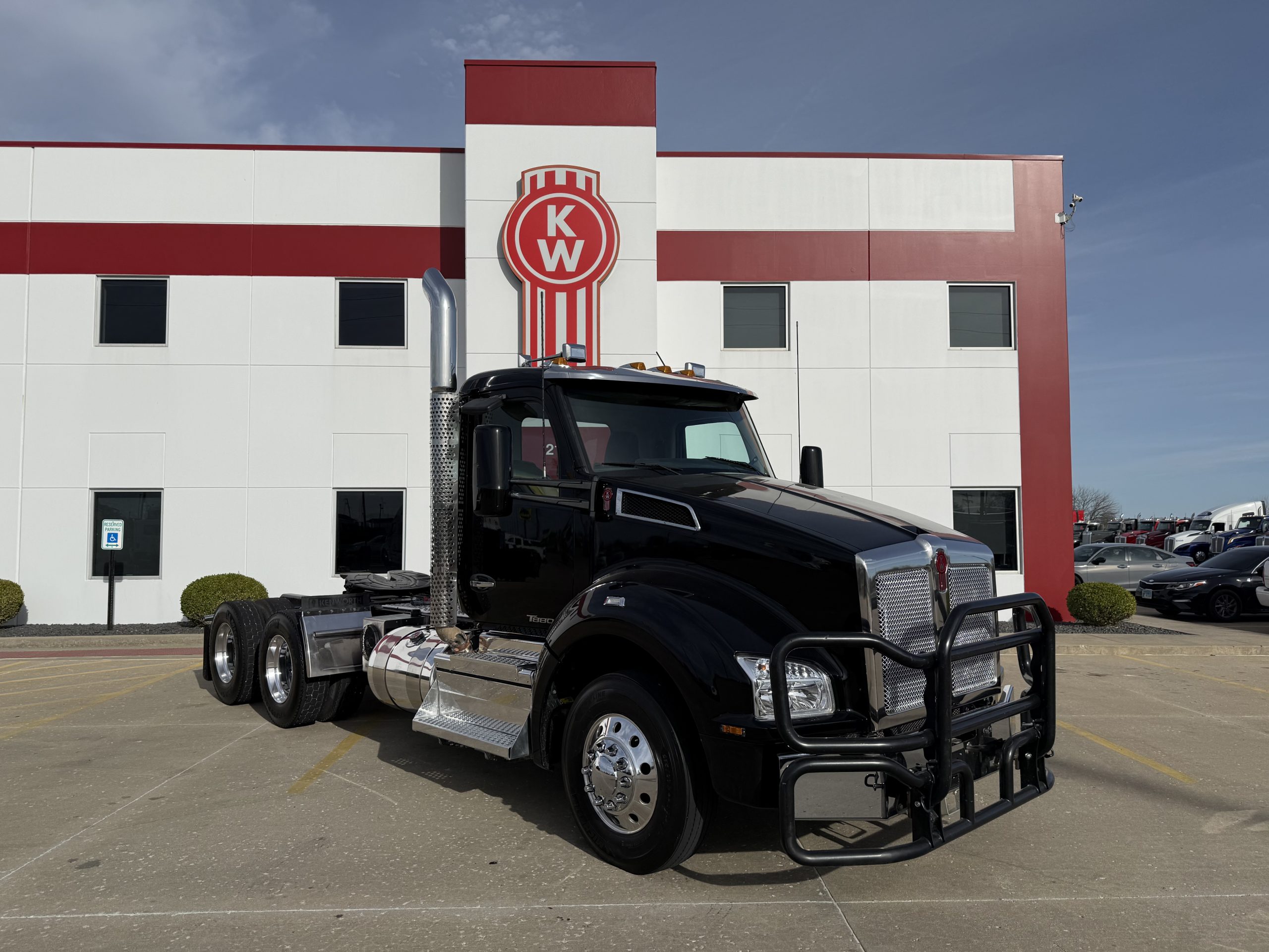 2020 KENWORTH T880 - image 3 of 6