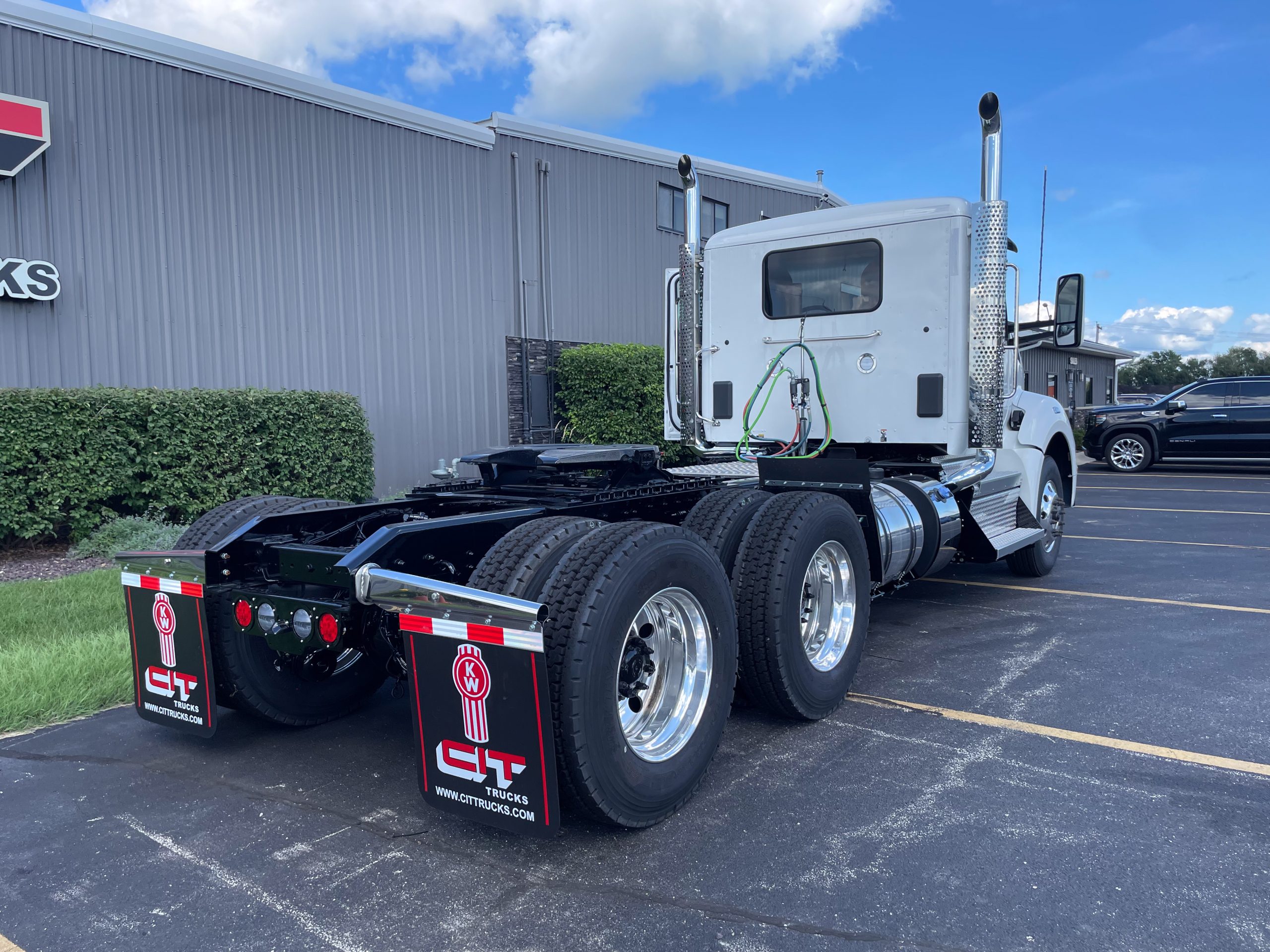 NEW 2027 KENWORTH T880 NEW 2027 KENWORTH T880 - image 5 of 6