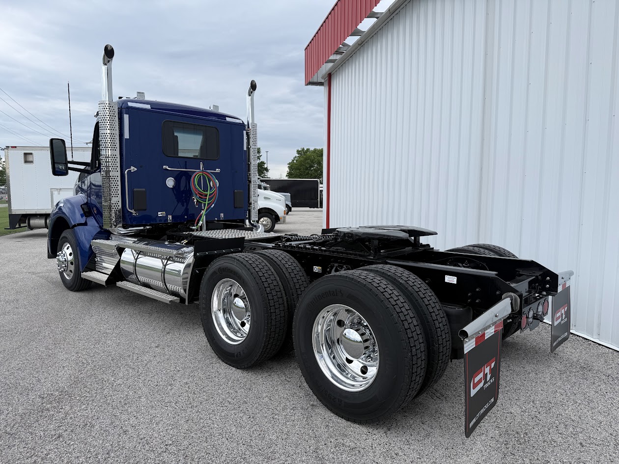NEW 2027 KENWORTH T880 NEW 2027 KENWORTH T880 - image 5 of 6