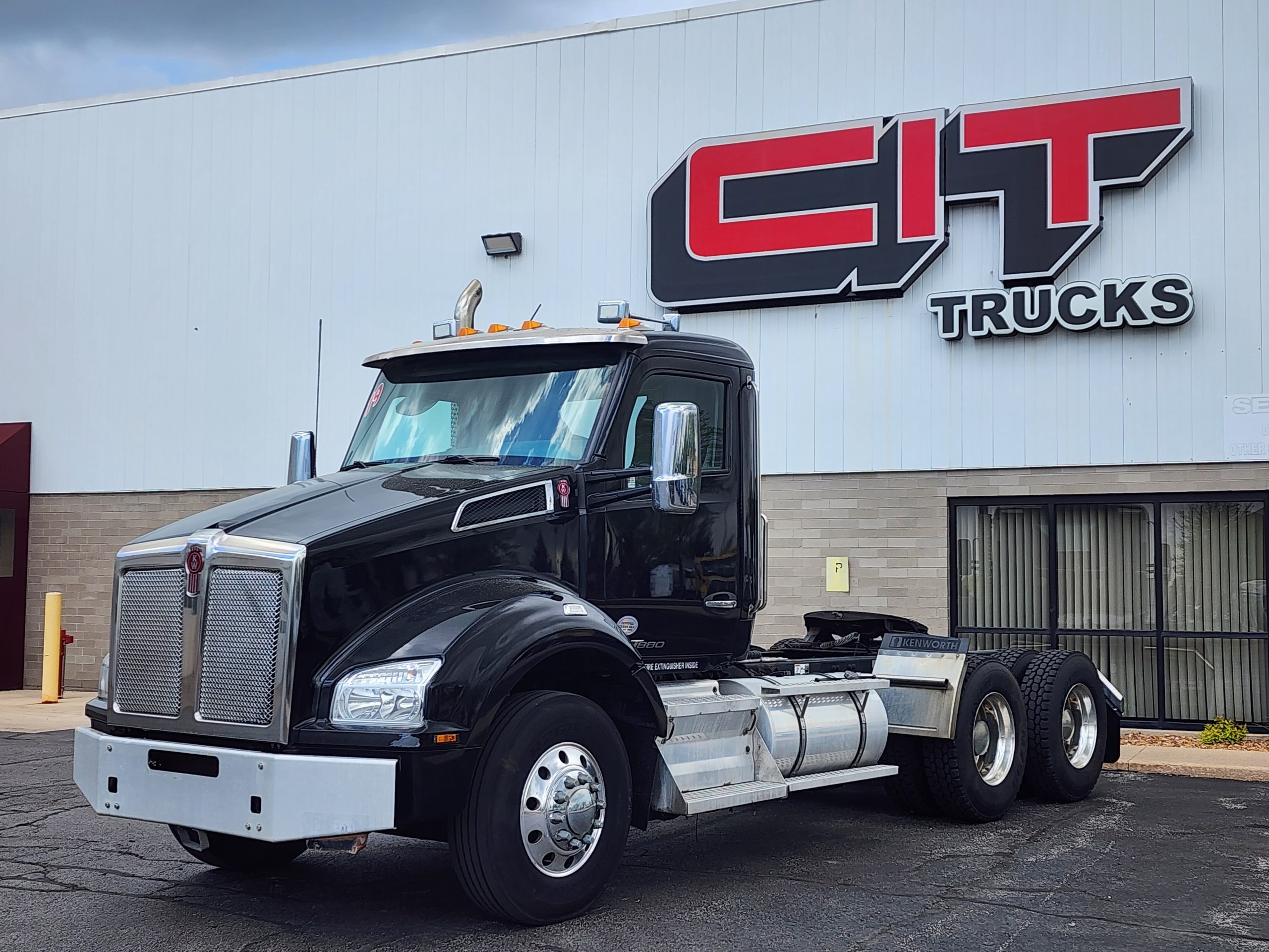 2019 KENWORTH T880 2019 KENWORTH T880 - image 1 of 6