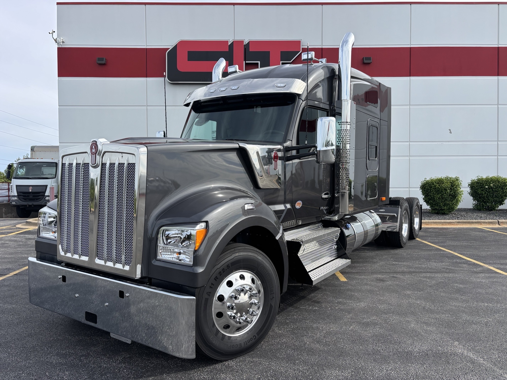 5 2027 KENWORTH W990 SLEEPER- CIT TRUCKS