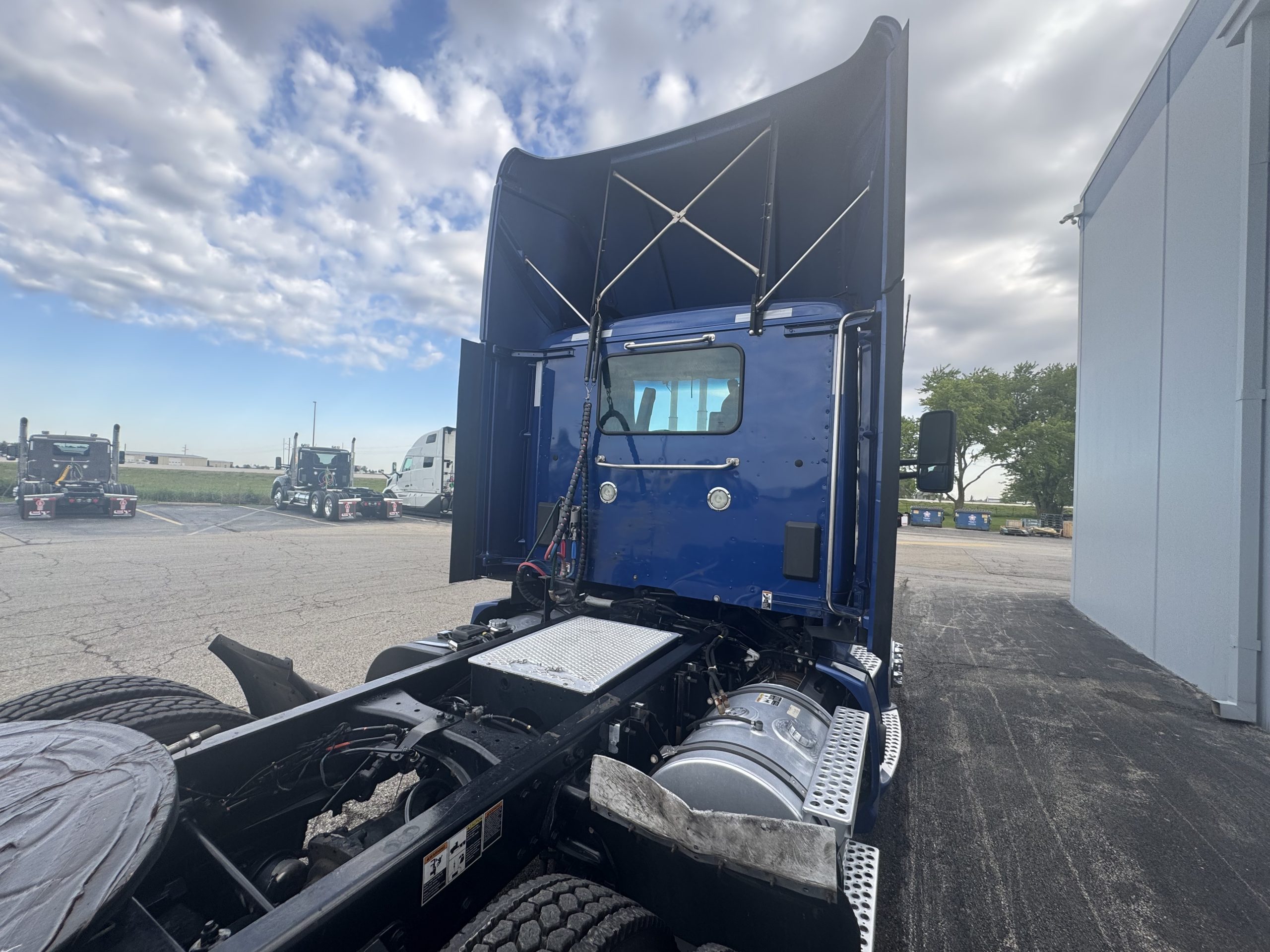 2021 KENWORTH T680 2021 KENWORTH T680 - image 5 of 6
